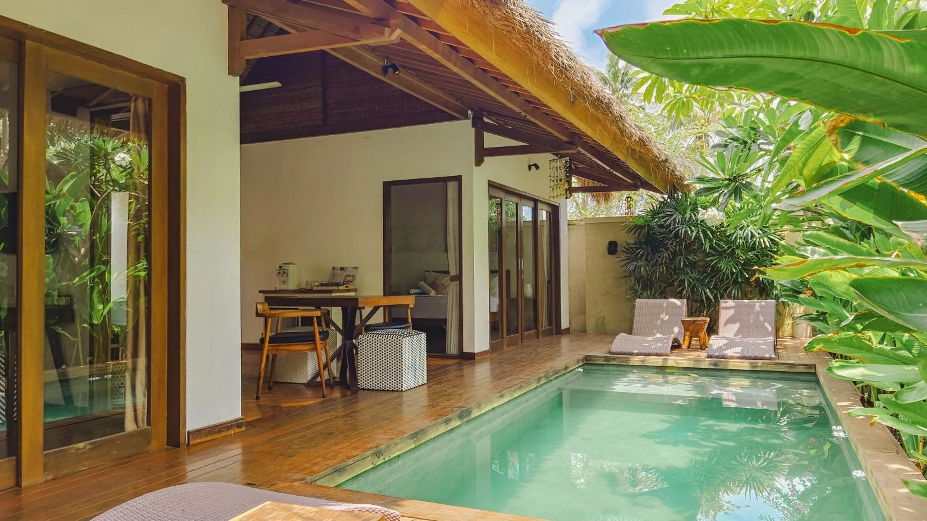 Day in Pera ONE Villas