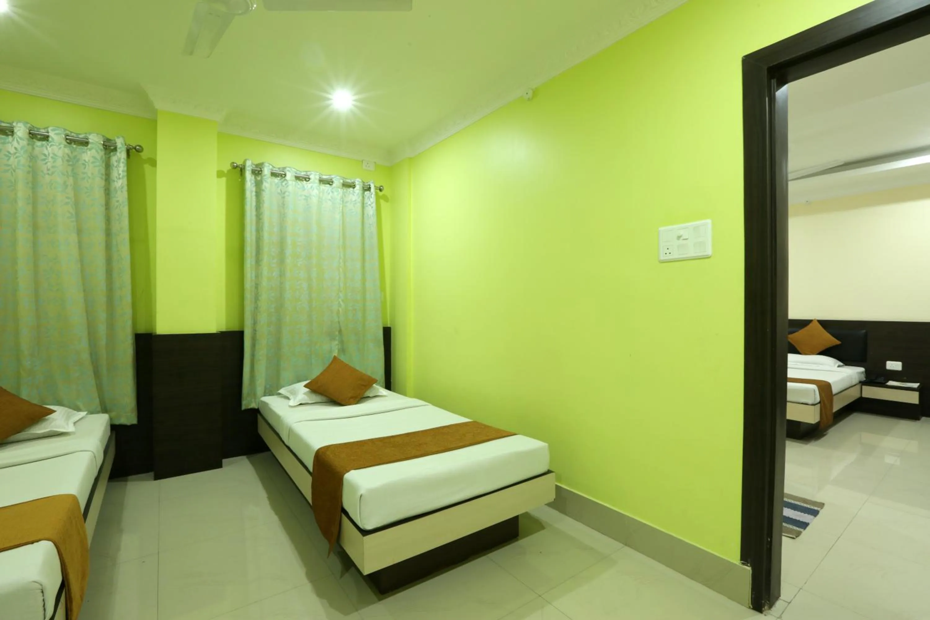 Bed in Hotel Grand Luit