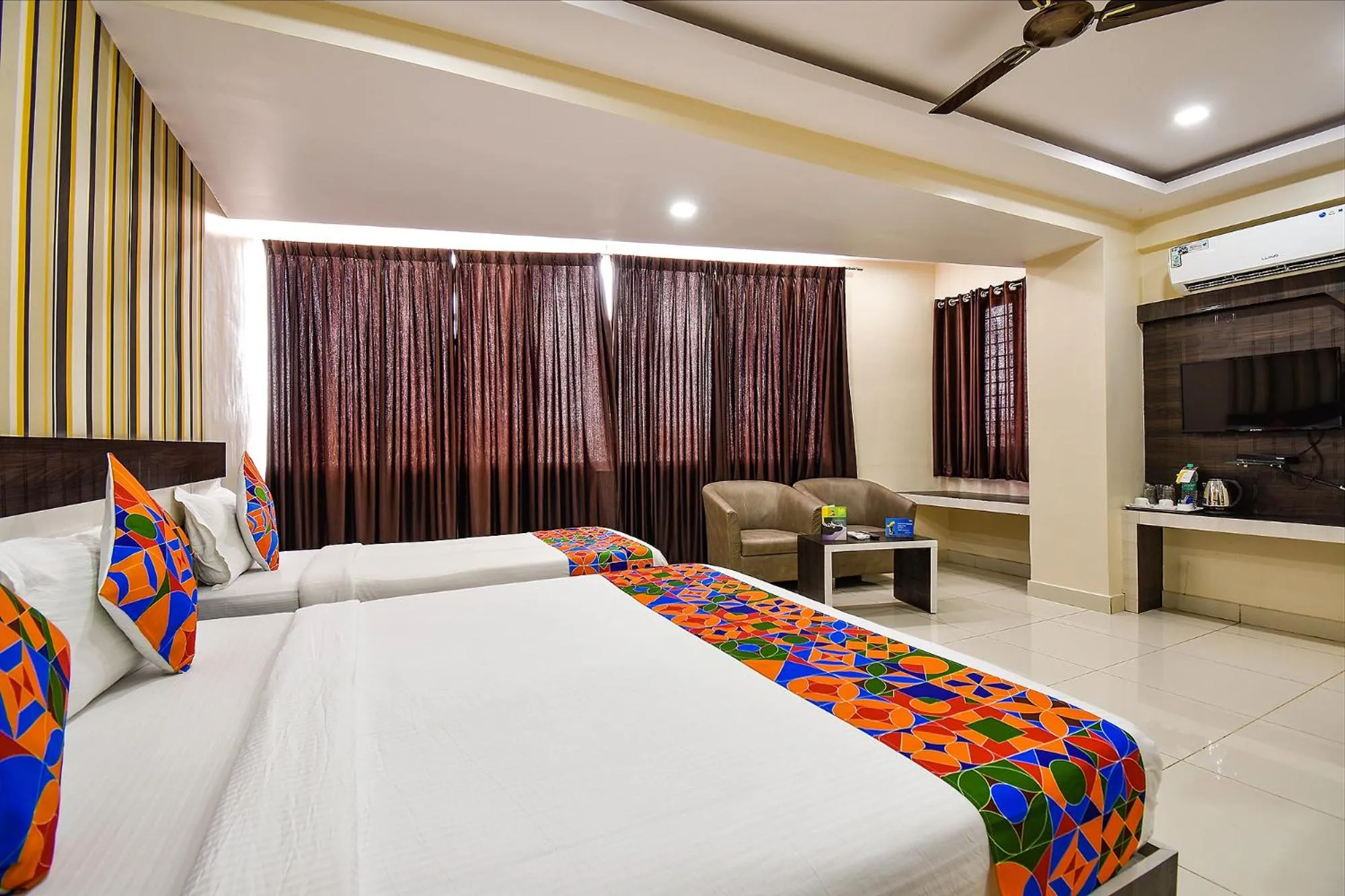 Bedroom, Bed in FabHotel Rotano Suites - Yelahanka