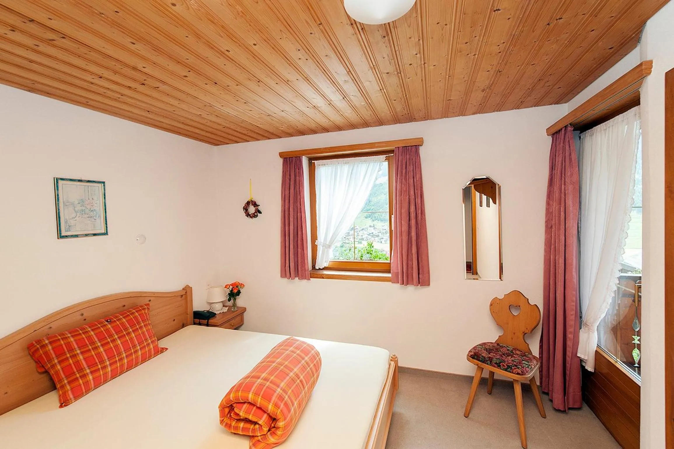 Bed in Hotel Cuntera