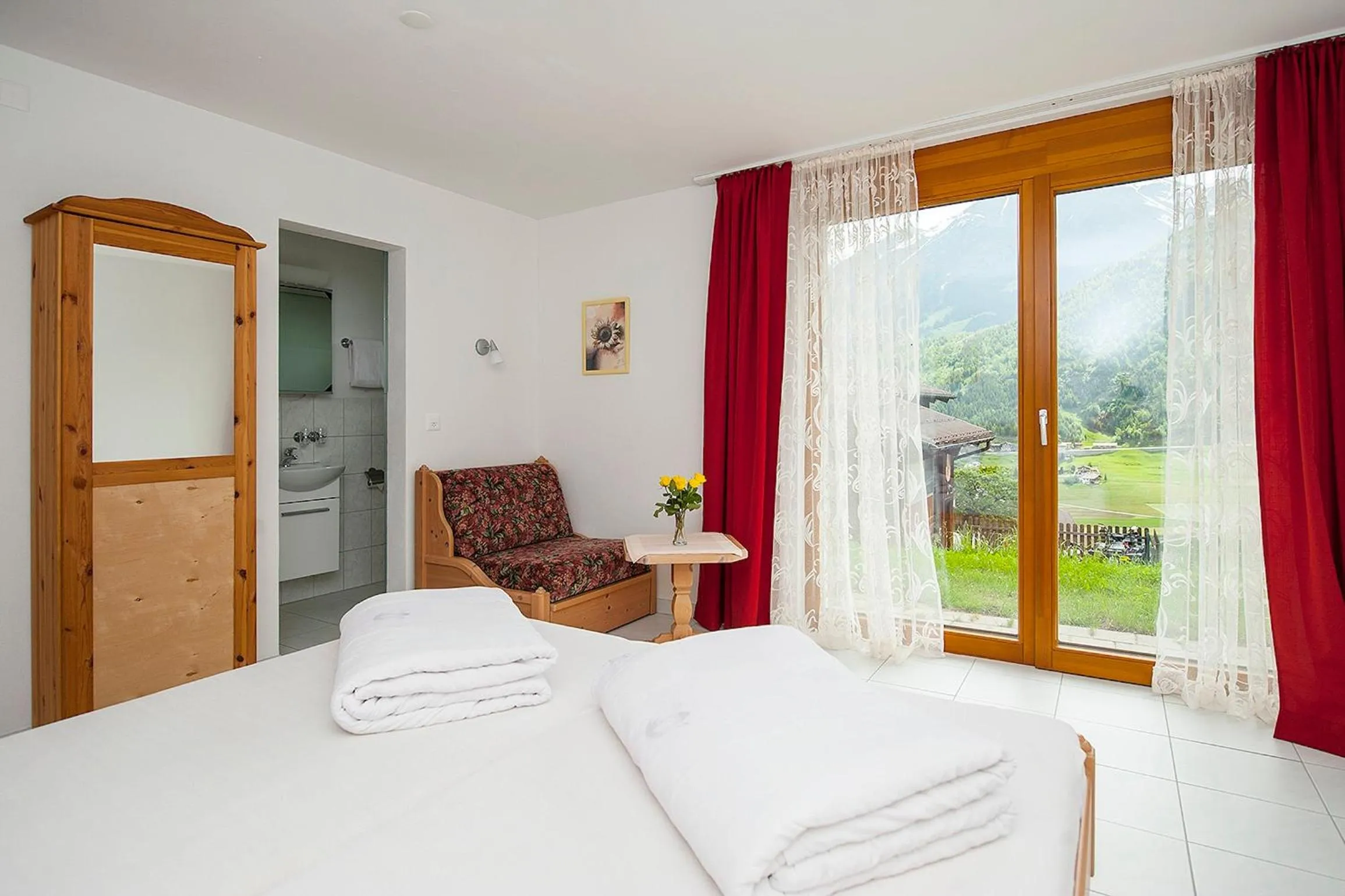 Bed in Hotel Cuntera