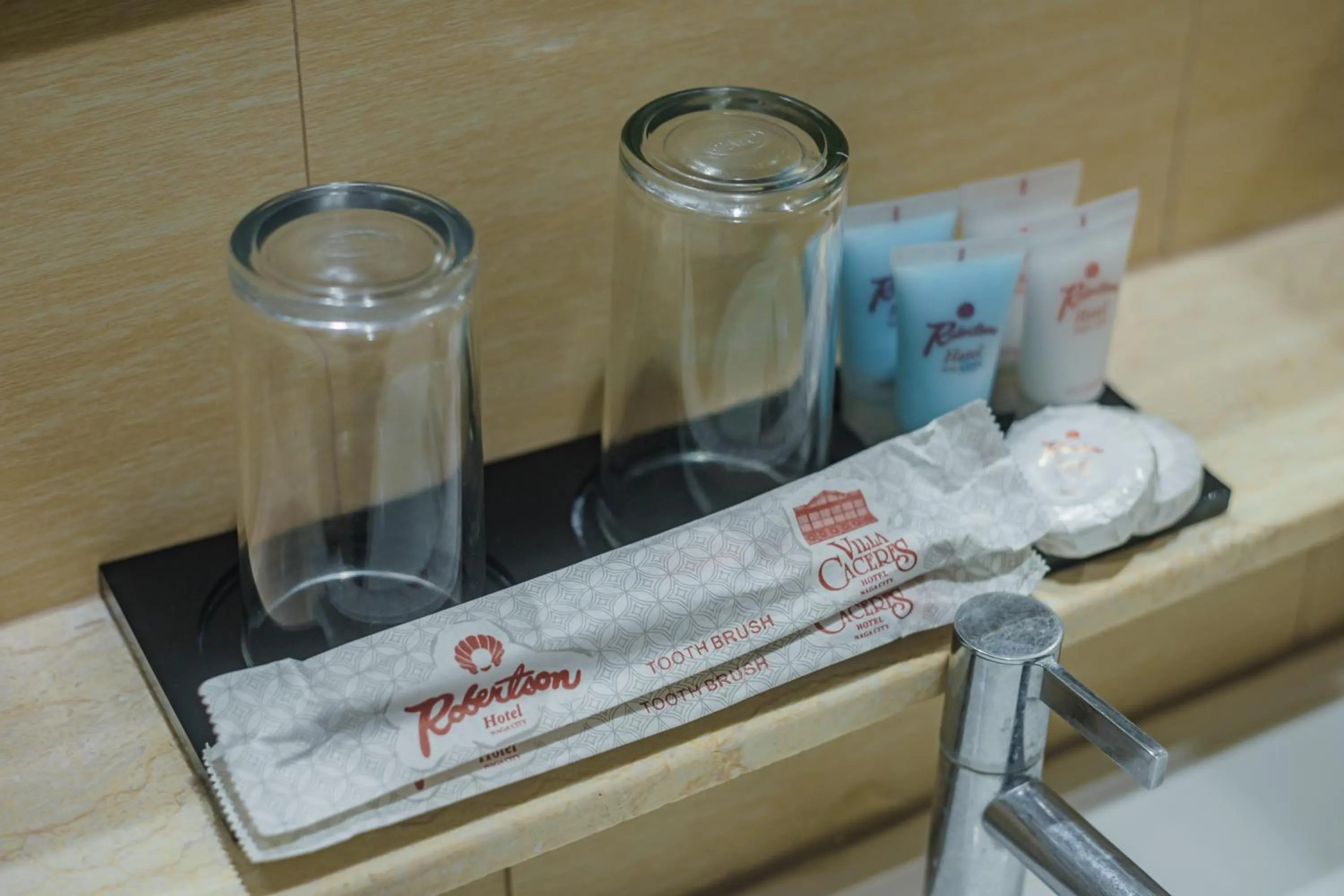 Bathroom in Robertson Hotel