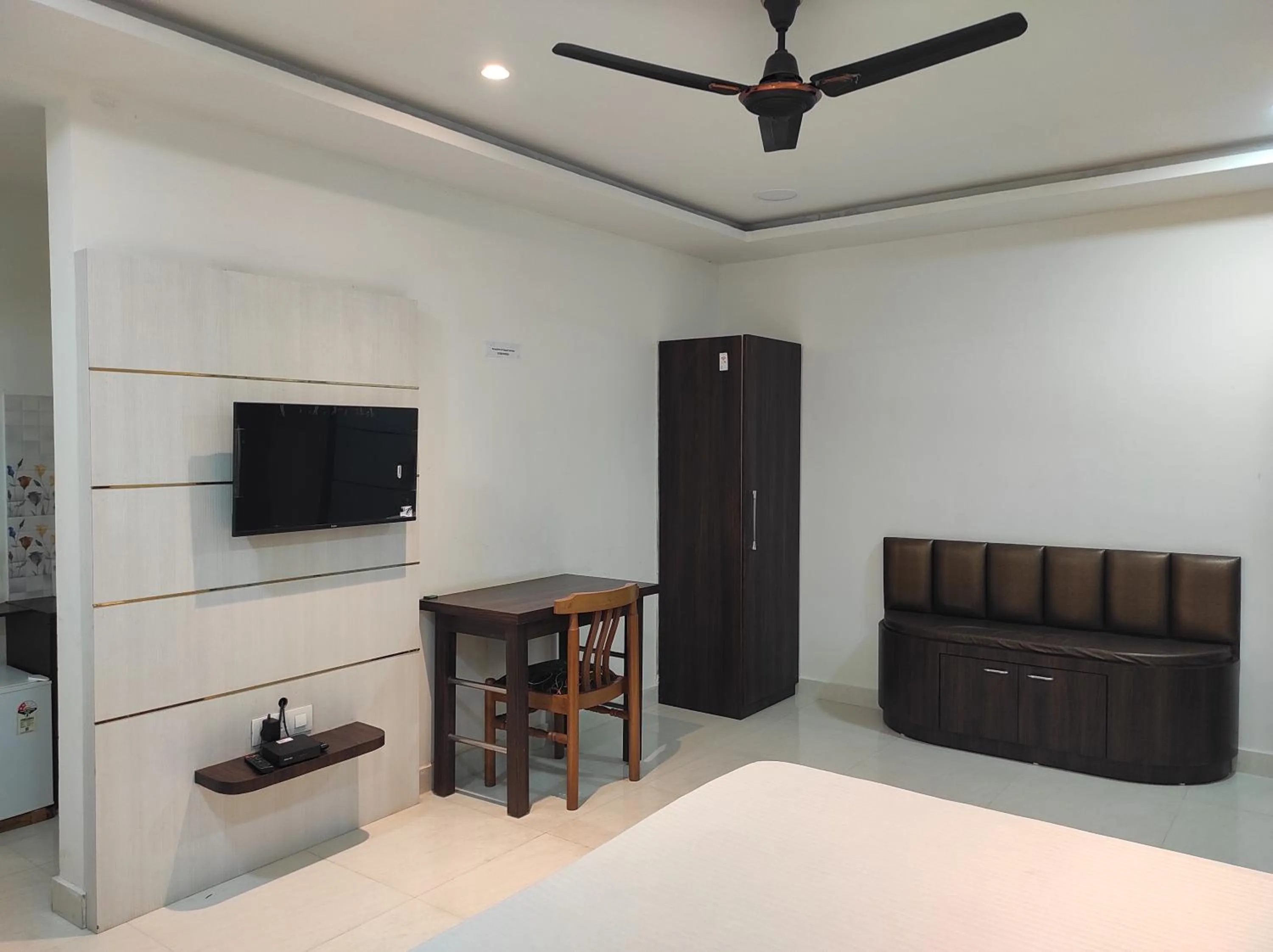 TV and multimedia in Hotel Indira