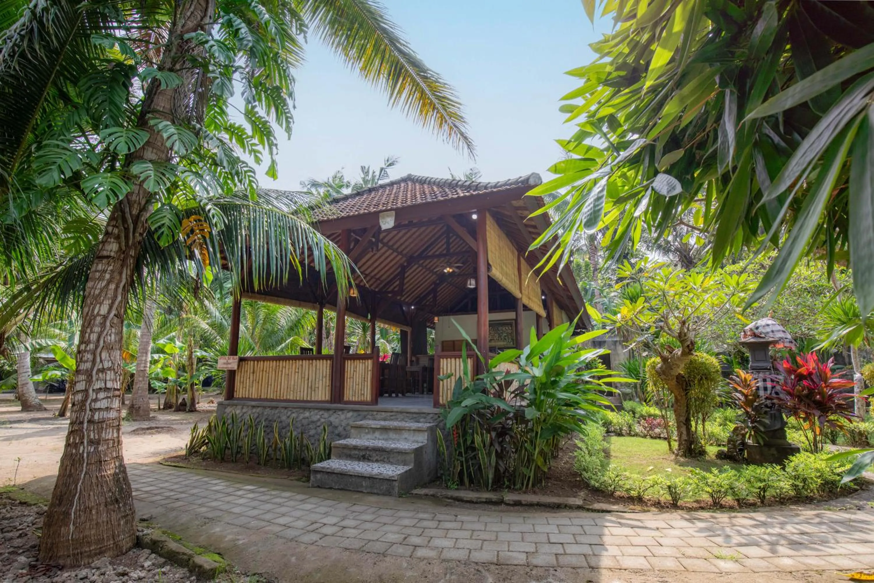 Restaurant/places to eat in Crystal Bay Villa