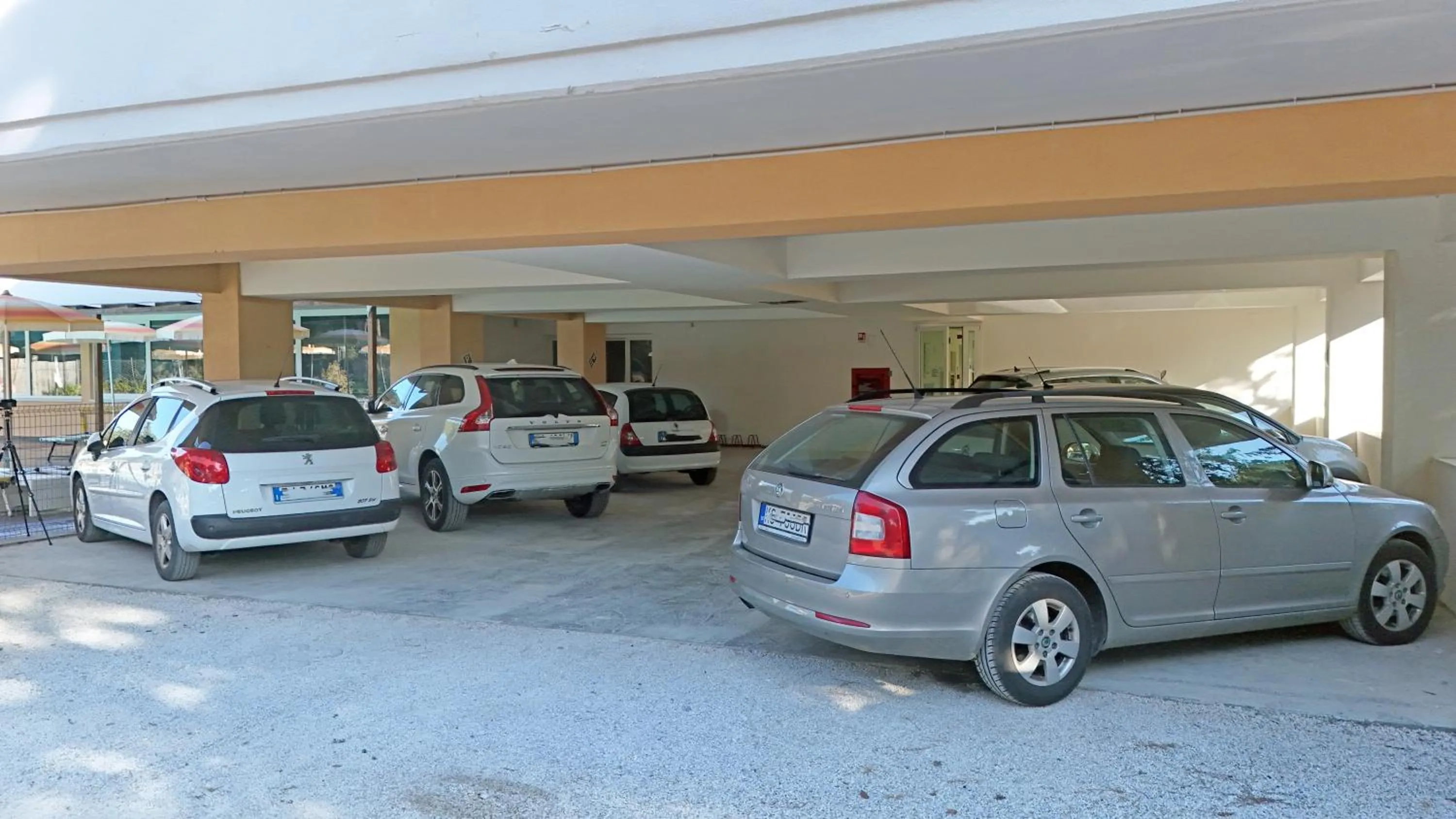 Parking in Hotel Paradiso Verde