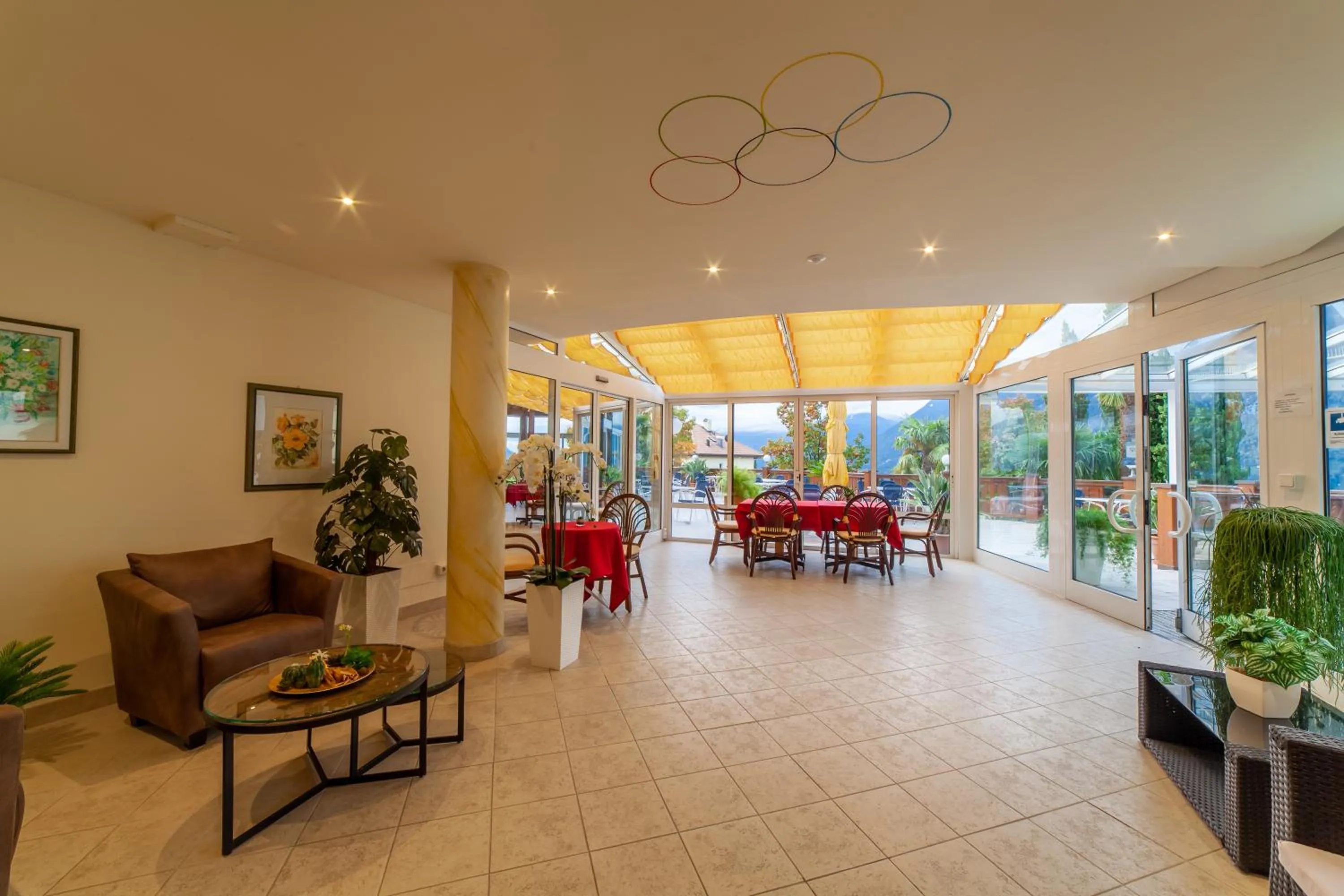 Lobby or reception in Frühstücks-Hotel Olympia