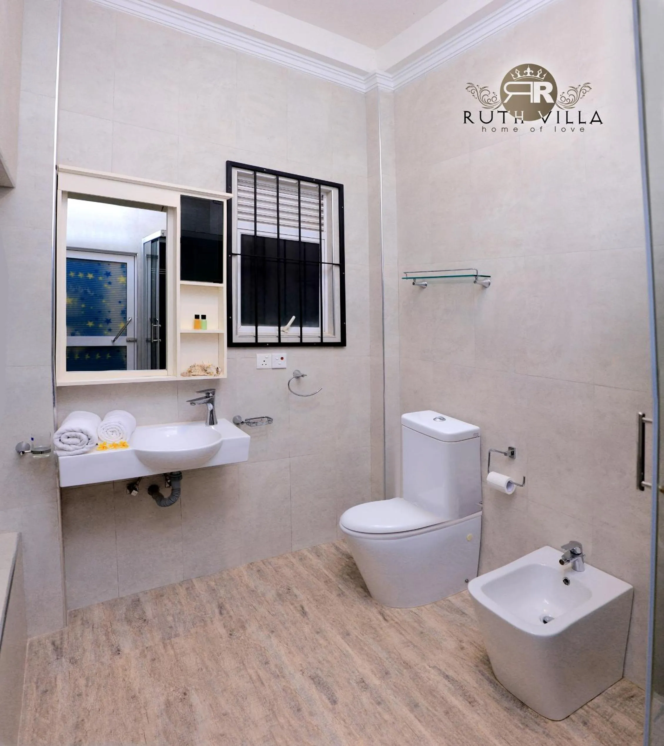 Toilet in Ruth Villa