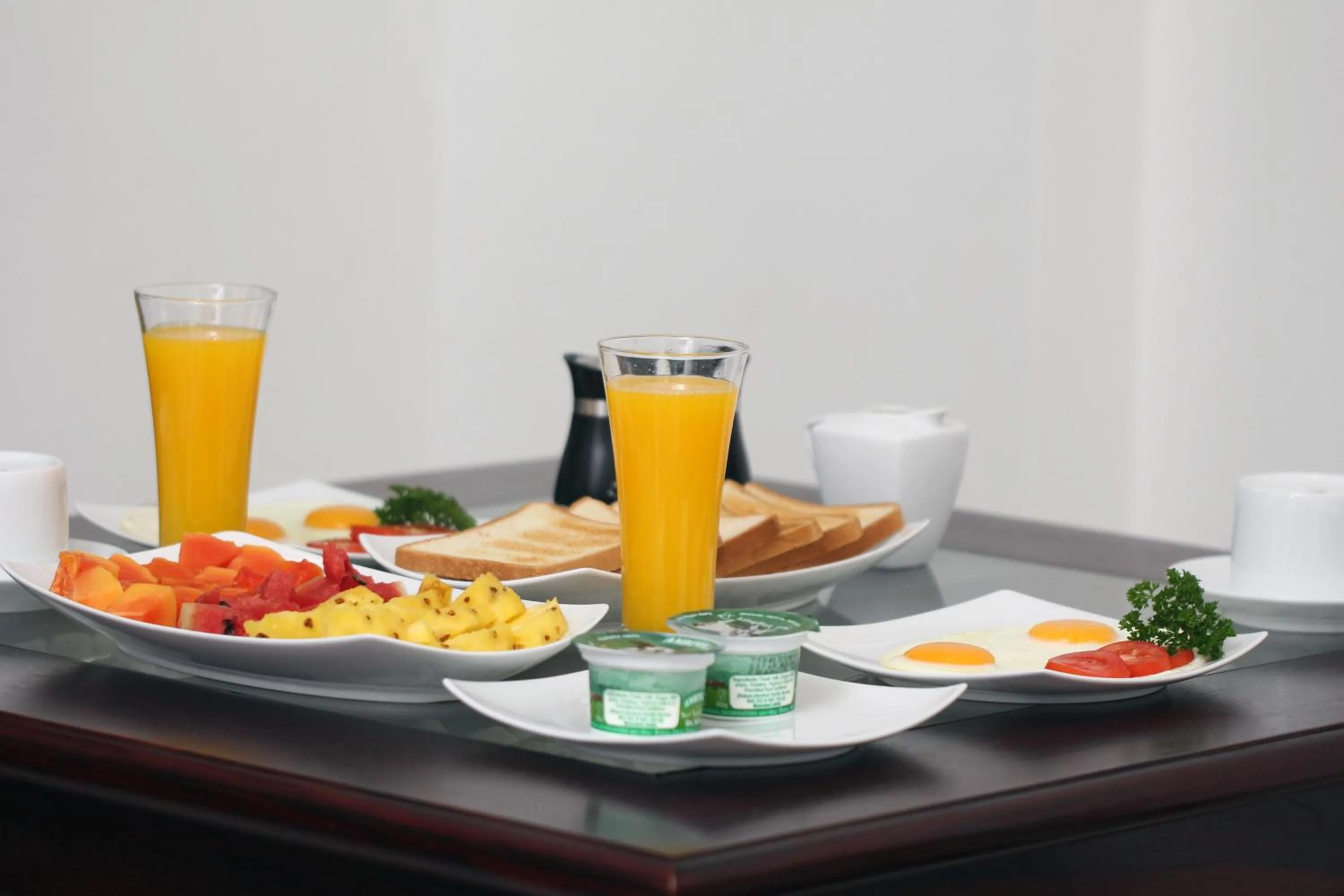 Food and drinks in Ruth Villa