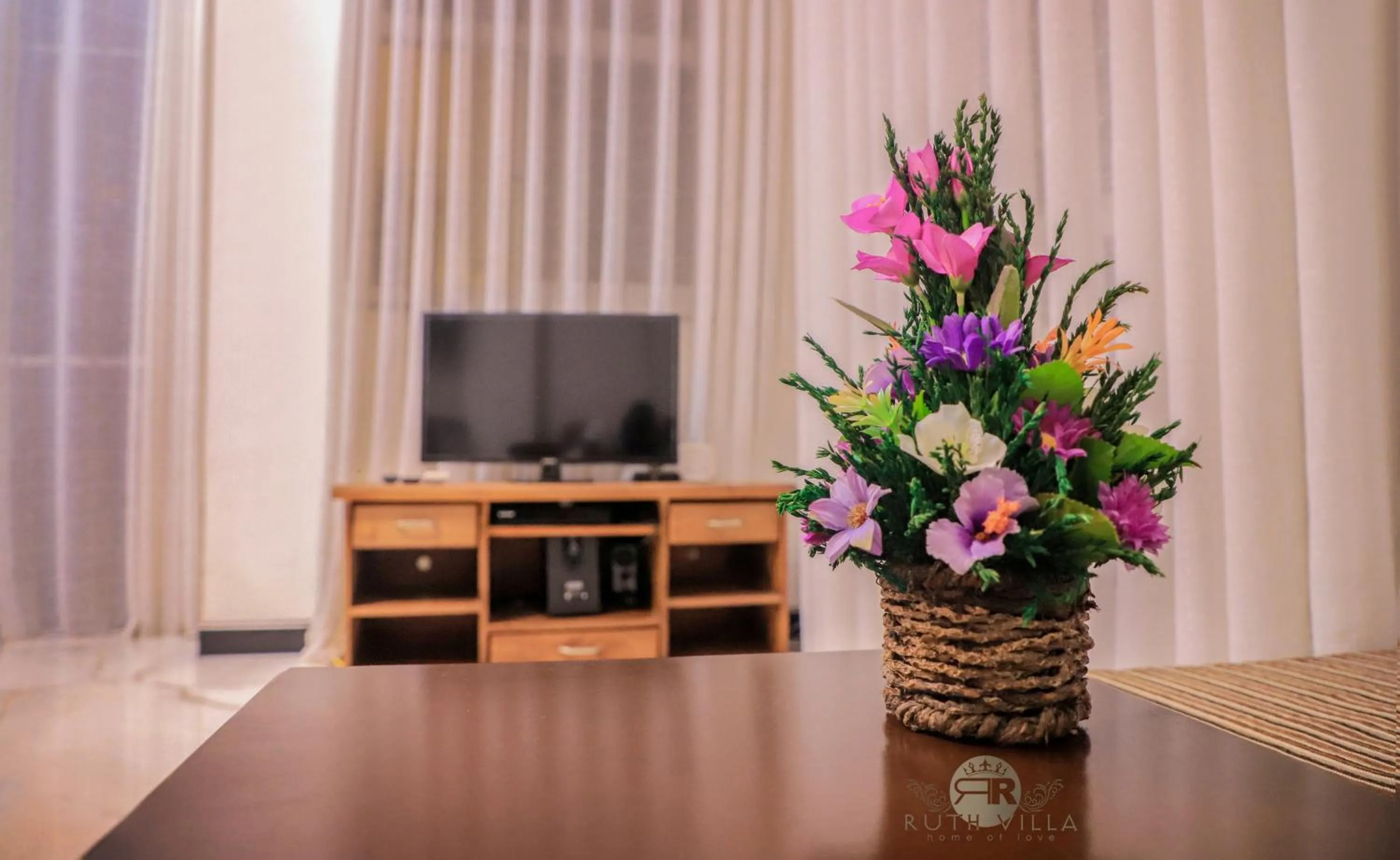 Decorative detail in Ruth Villa