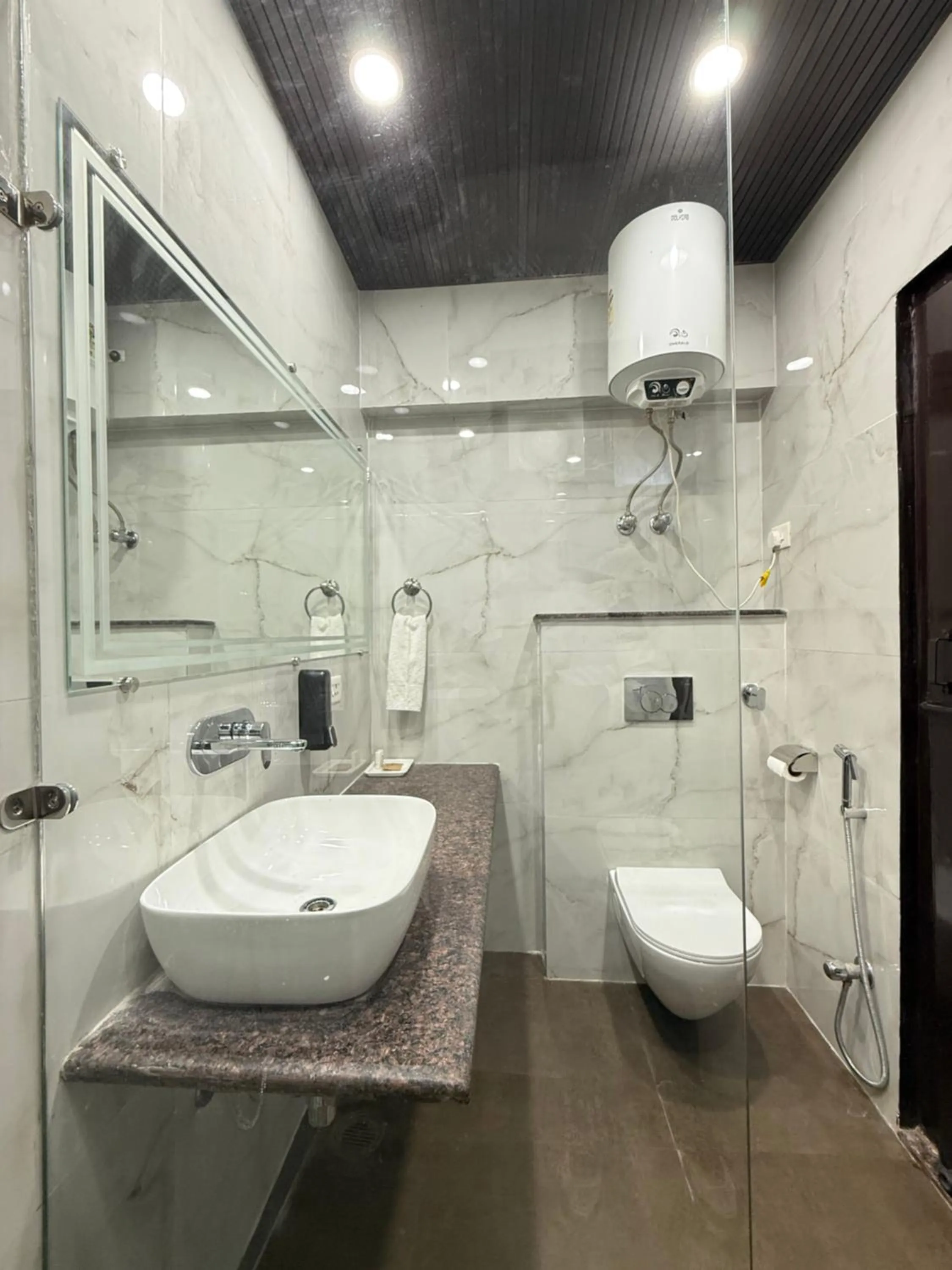 Shower in ECKO Kasang Regency Hill Resort