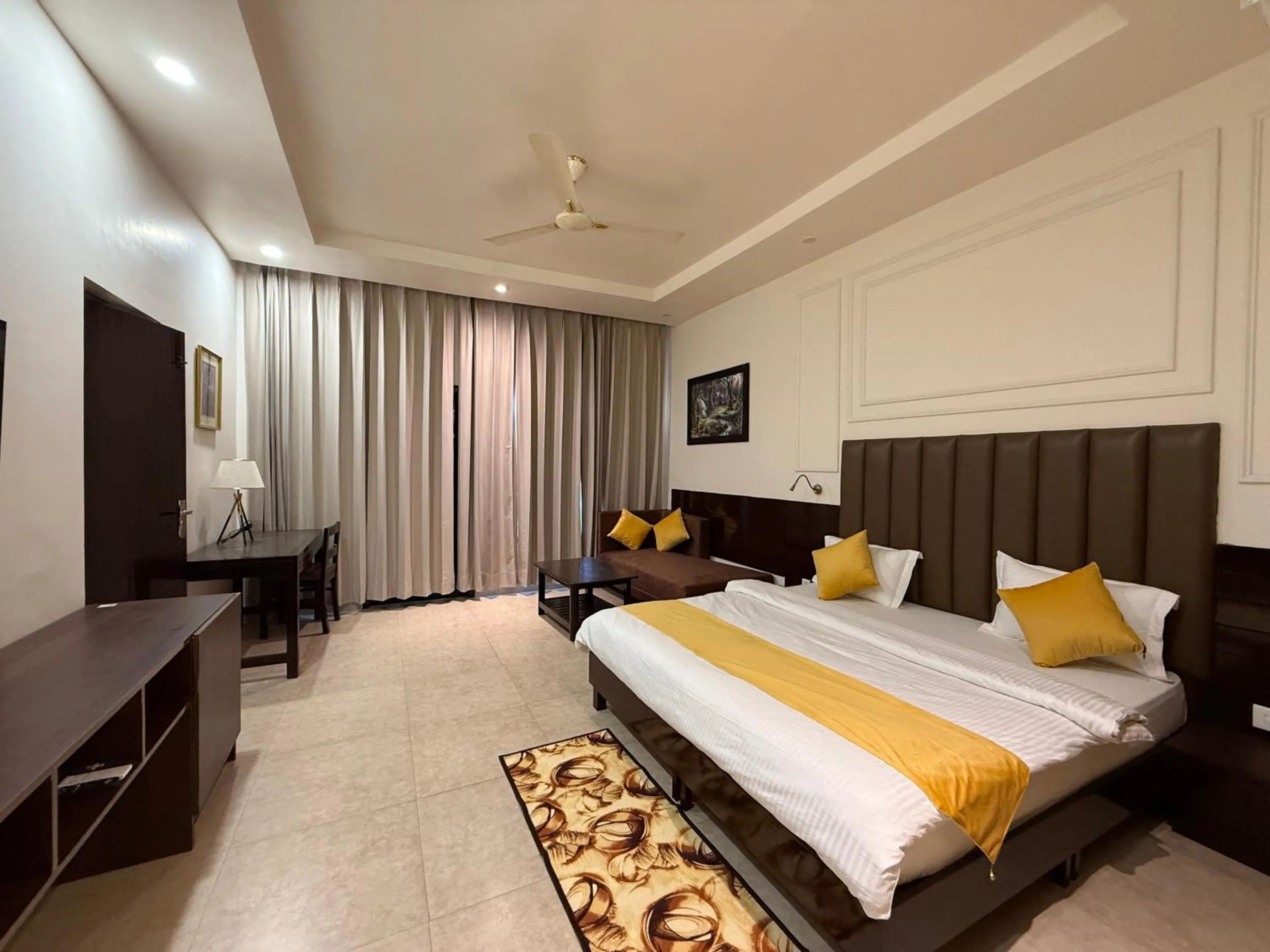 Bed in ECKO Kasang Regency Hill Resort