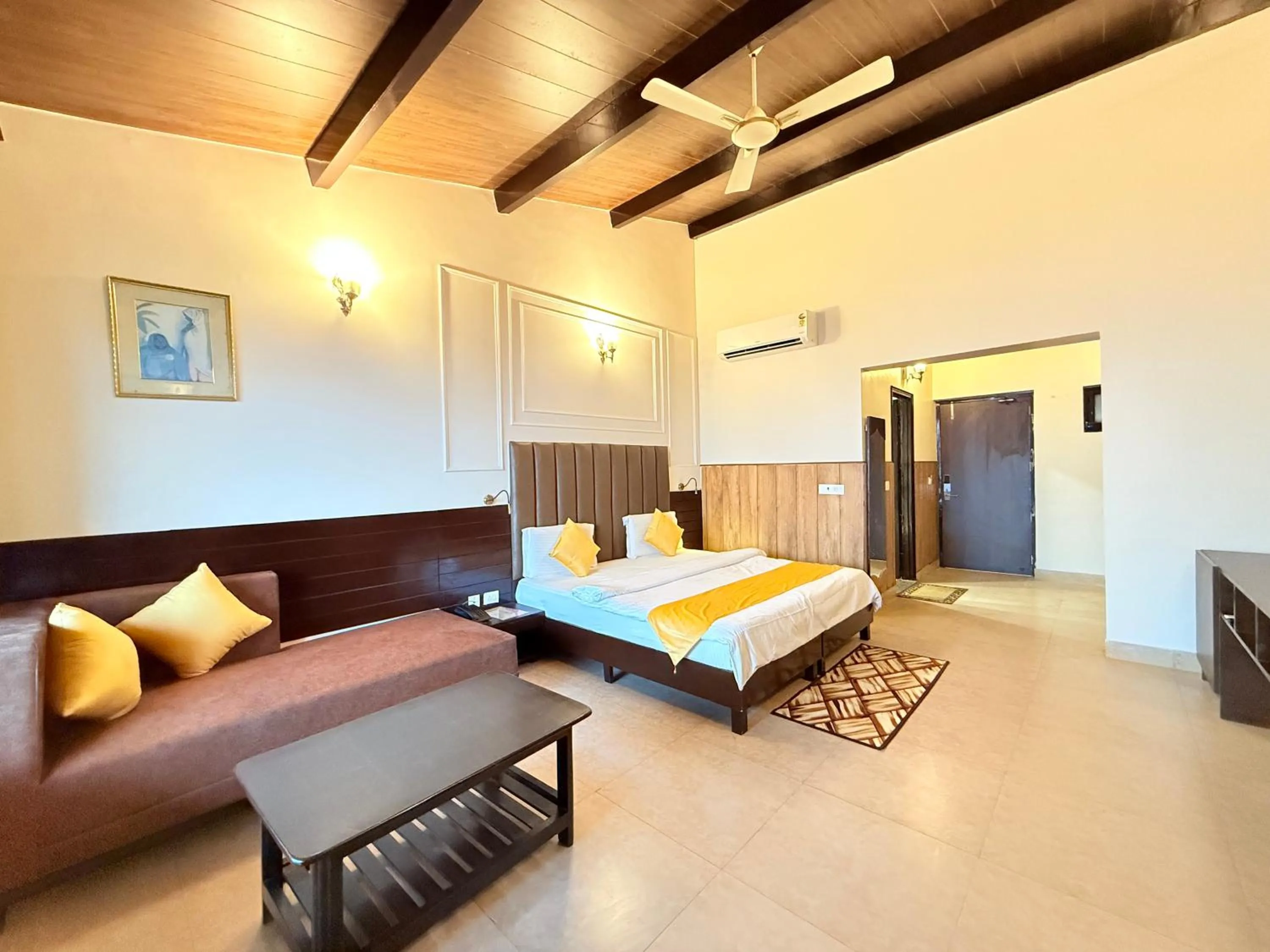 Photo of the whole room, Bed in ECKO Kasang Regency Hill Resort