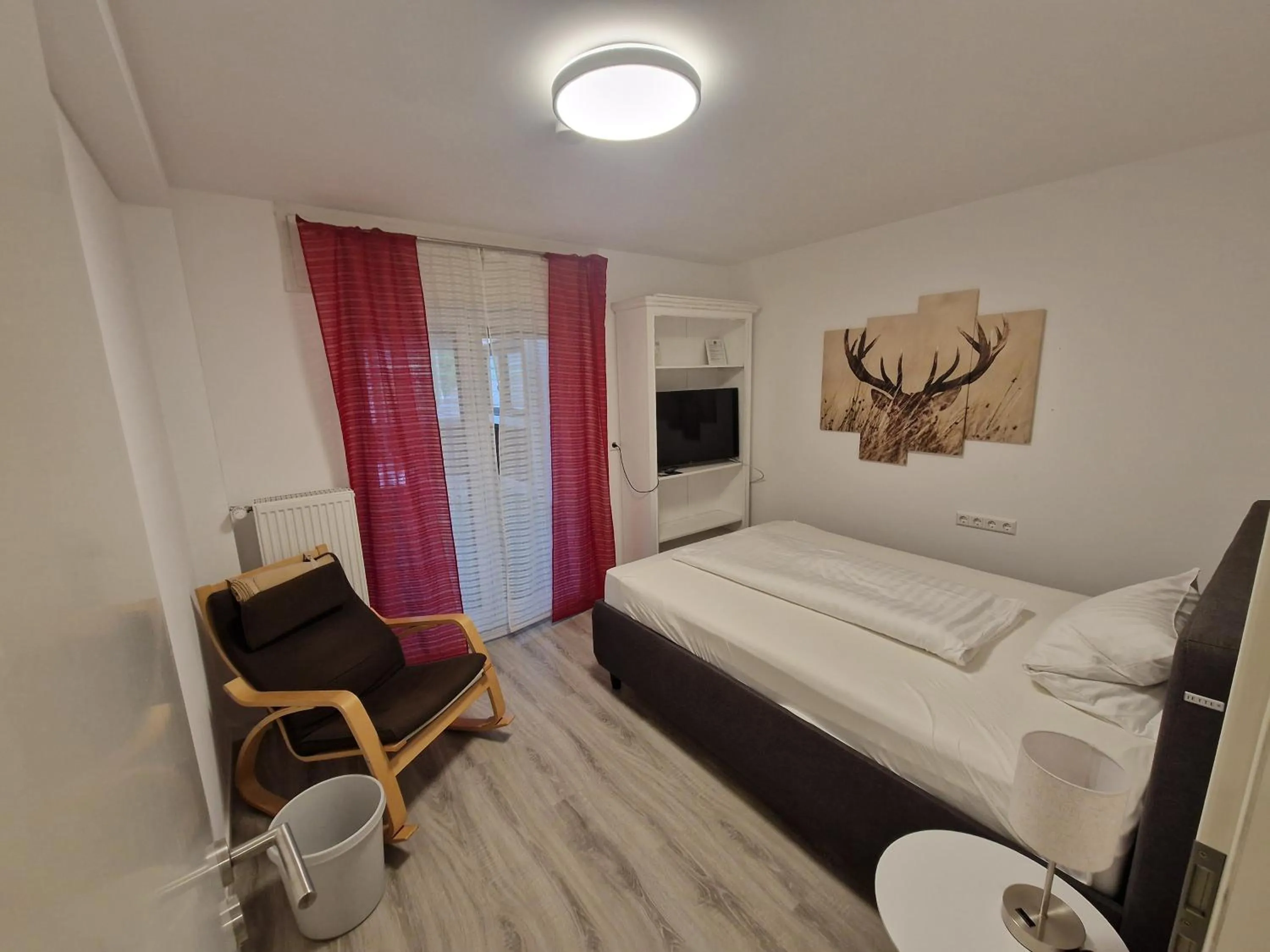 Photo of the whole room, Bed in Hotel Platzhirsch