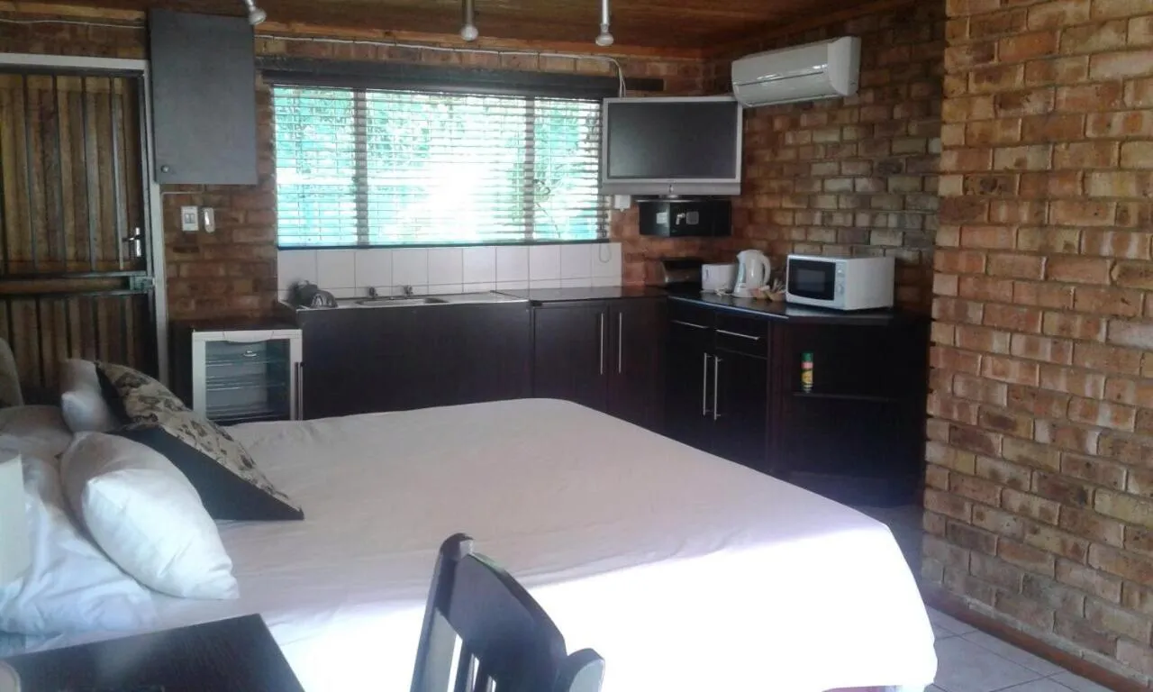 The Lazy Grape Guest Lodge & Spa