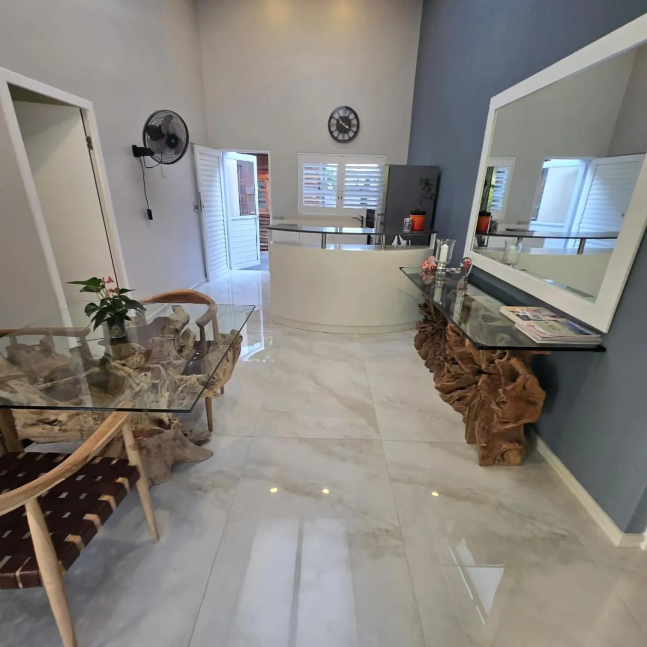 Kitchen or kitchenette in Umhlanga Lodge