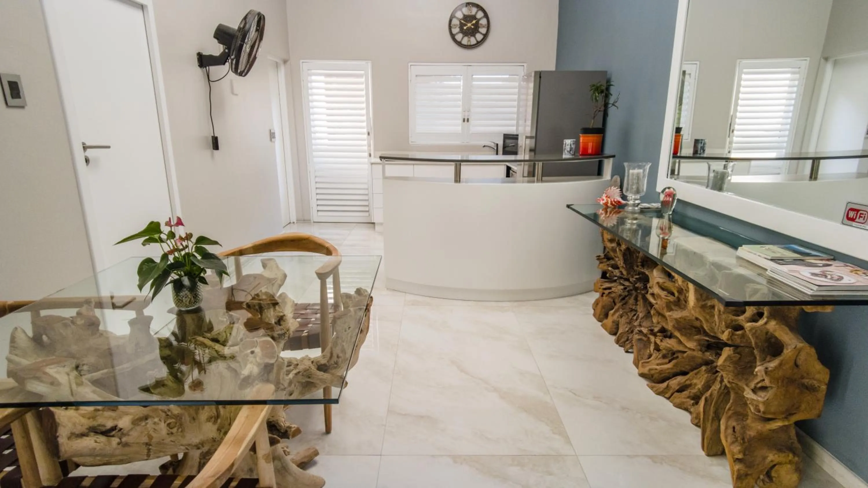 Kitchen or kitchenette in Umhlanga Lodge