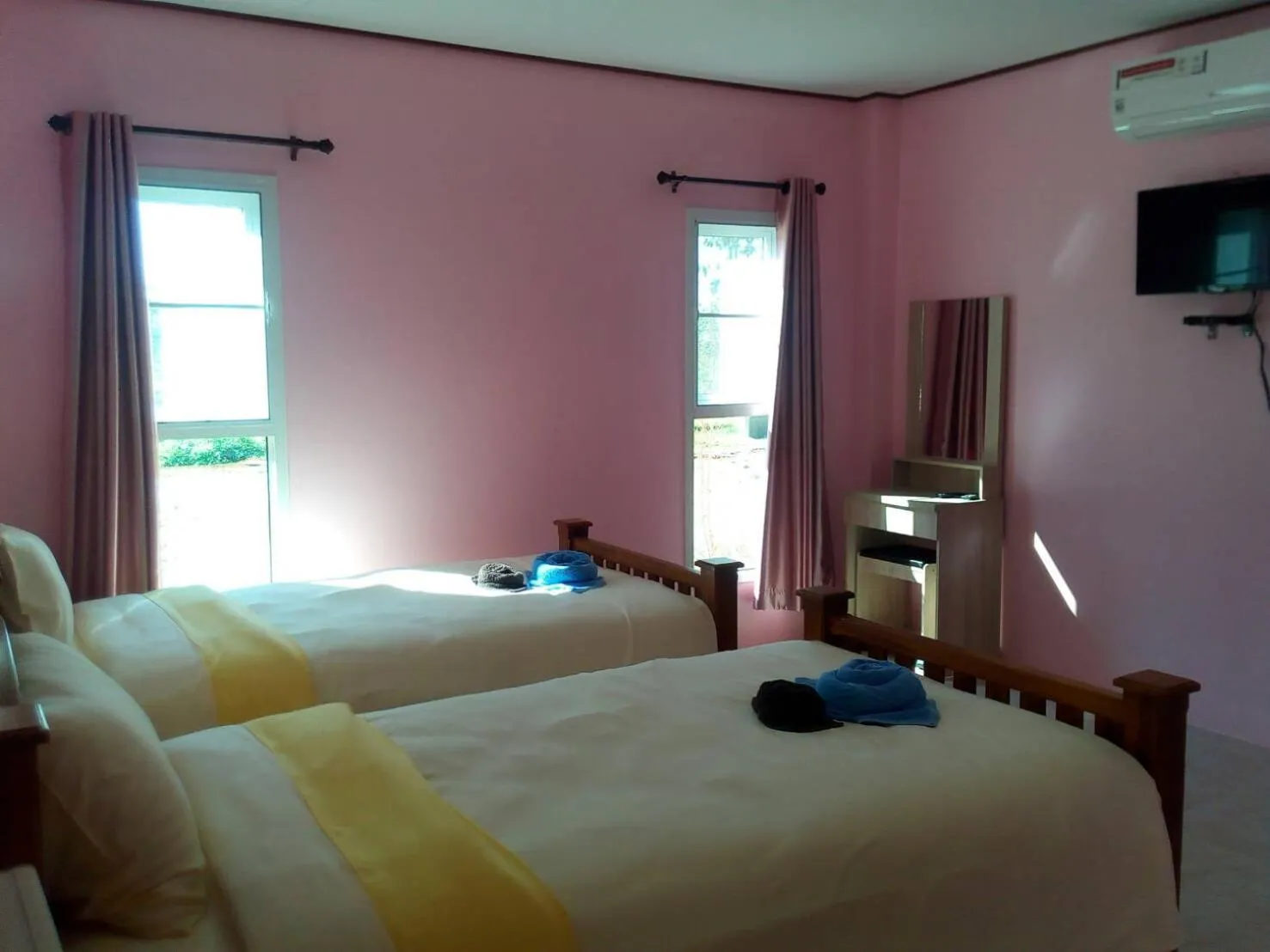 Bedroom, Bed in Queue&Bright Resort