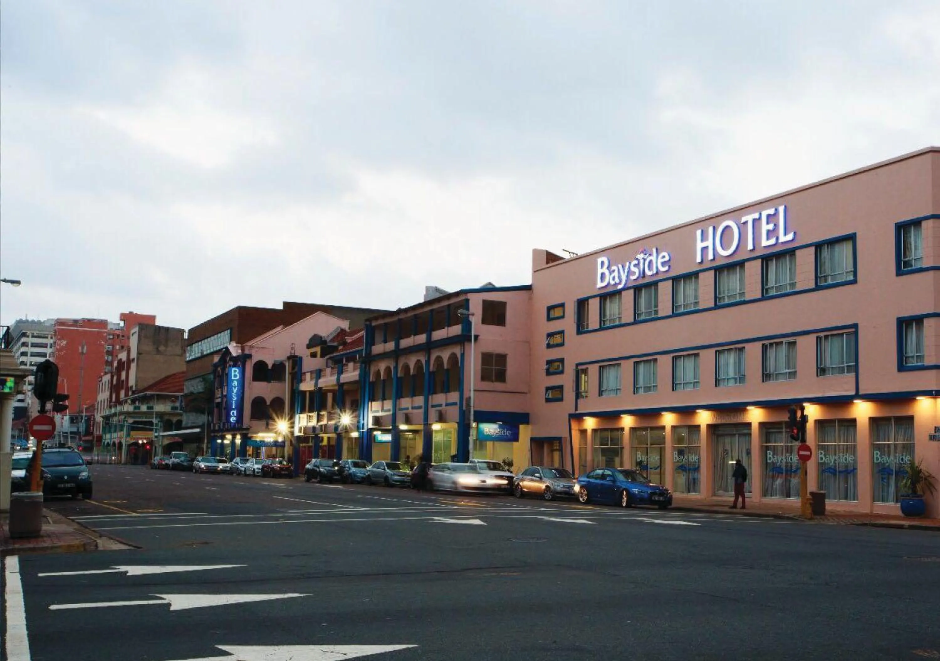 Neighbourhood in Bayside Hotel 116 West Street