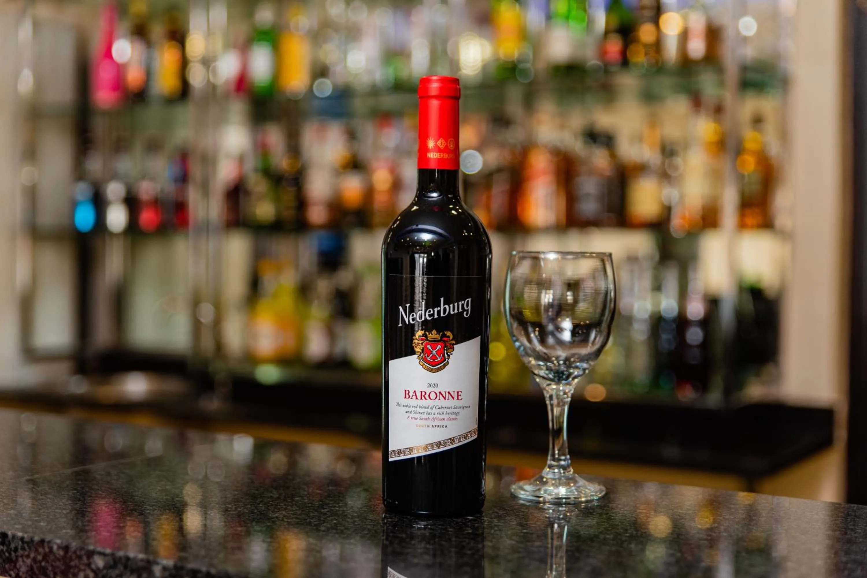 Drinks in Bayside Hotel 116 West Street