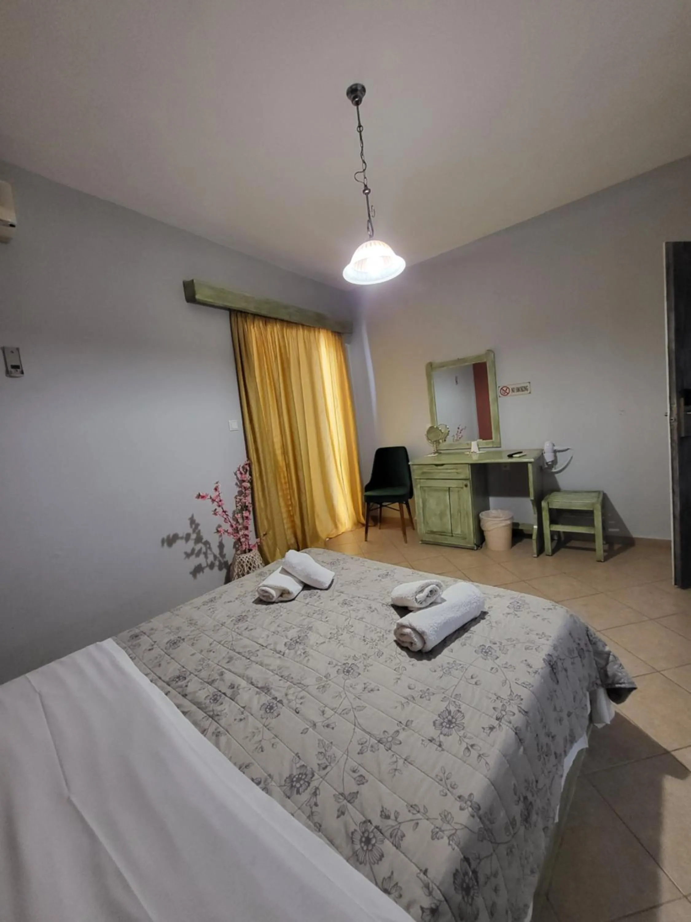 Bed in Panorama Hotel - Restaurant