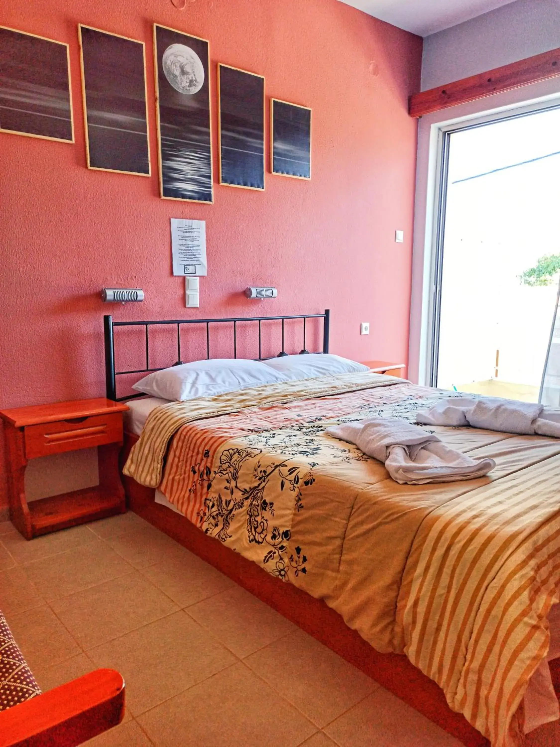 Deluxe Double Room with Side Sea View in Panorama Hotel - Restaurant Deluxe Double Room with Side Sea View in Panorama Hotel - Restaurant