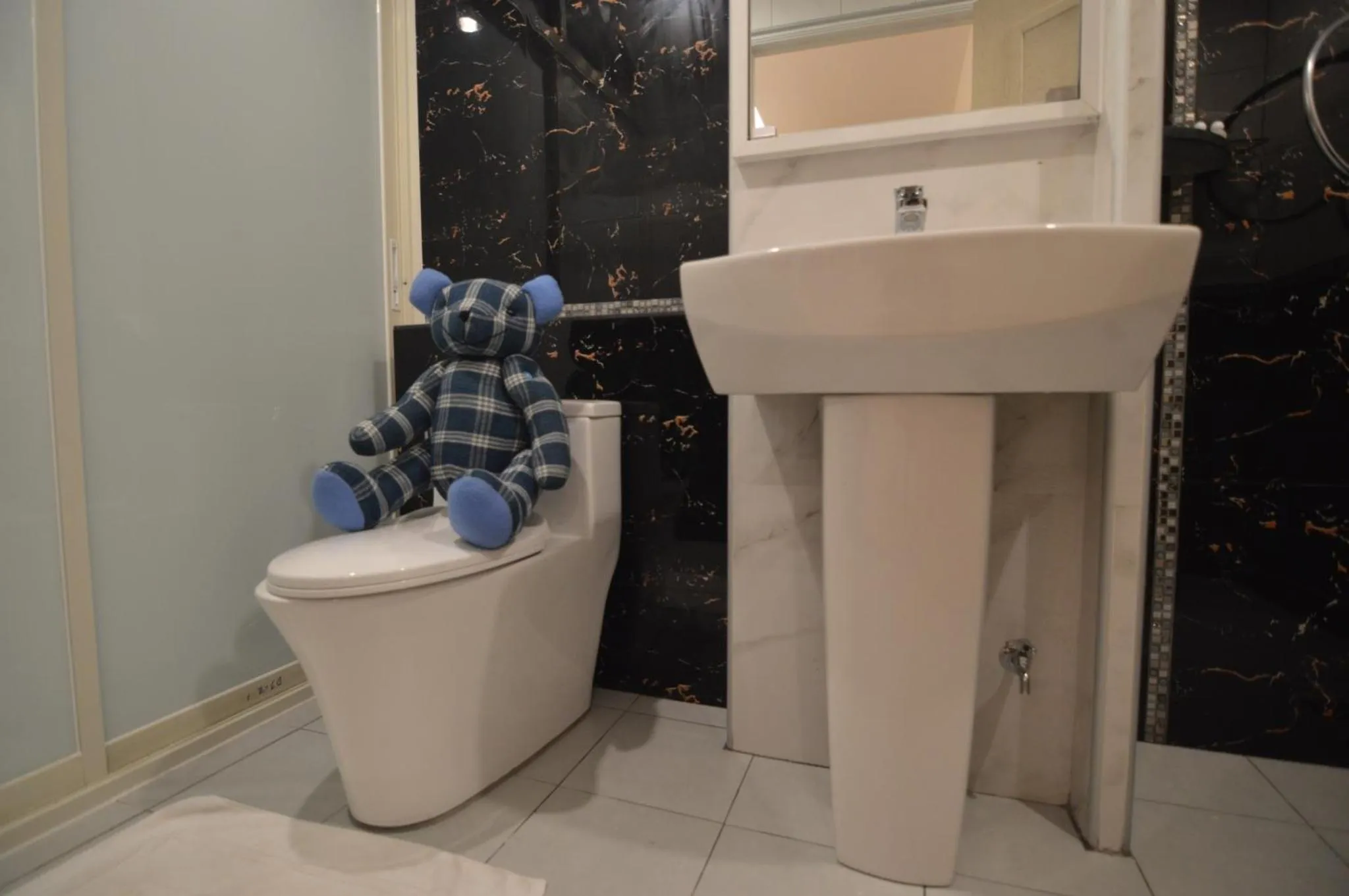 Bathroom in UD Capital Hotel