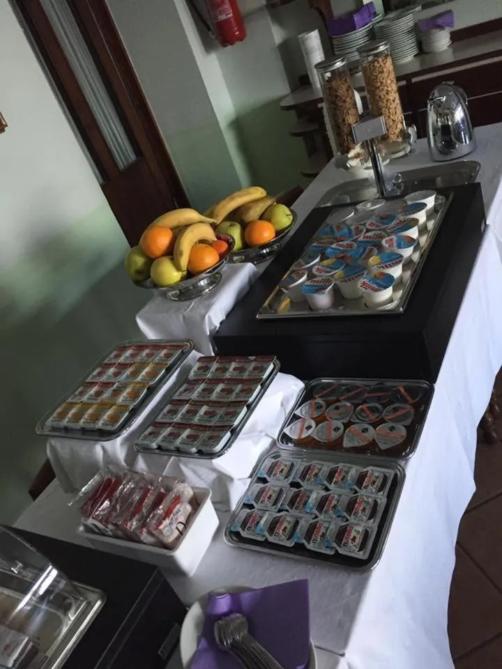 Buffet breakfast in Albergo Riva