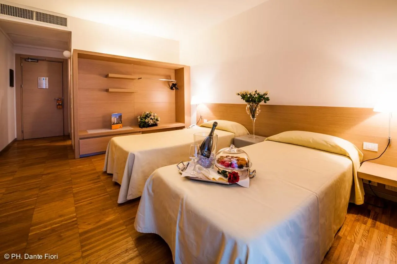 Bed in Schio Hotel