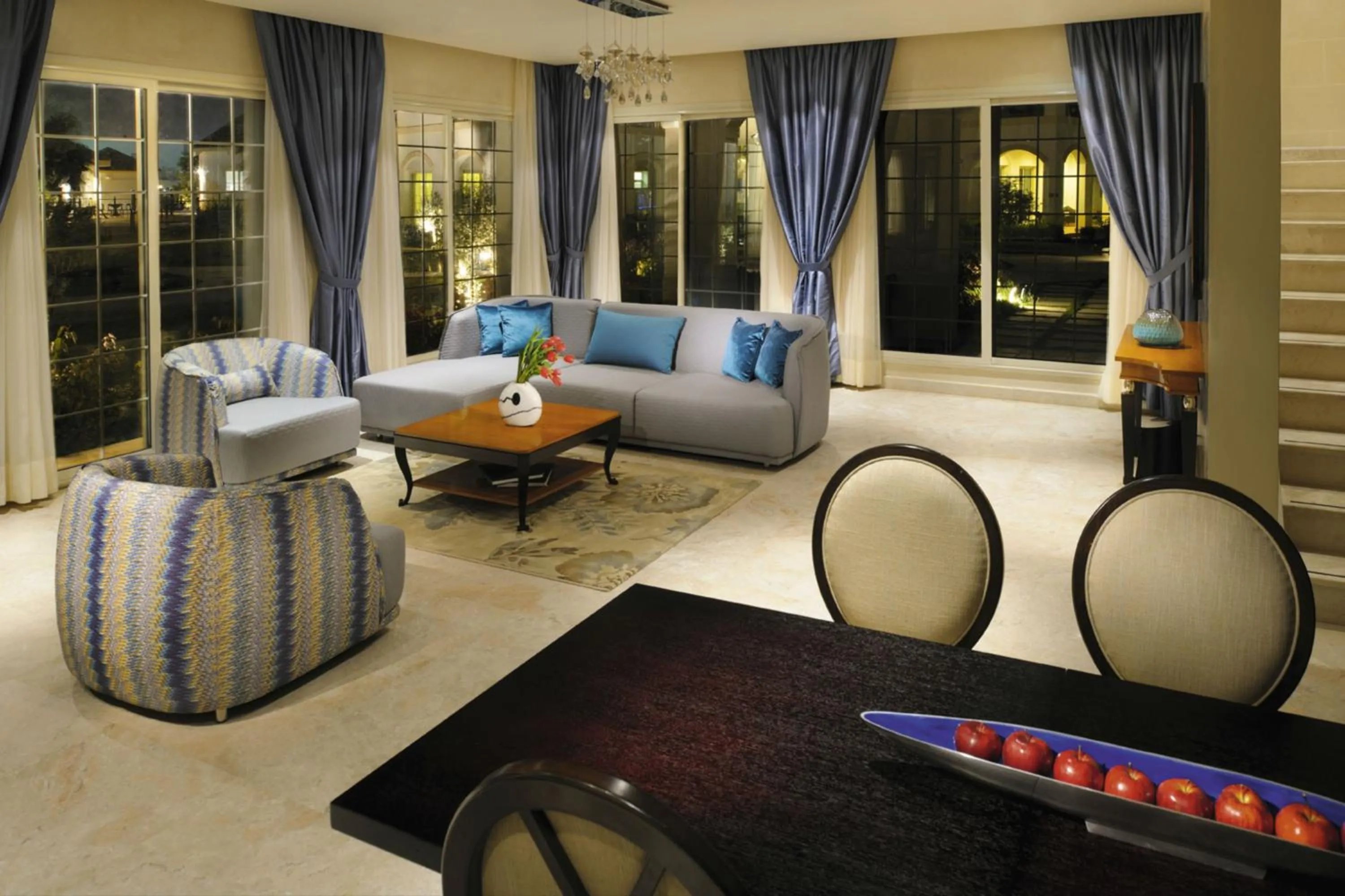 Seating area in Mövenpick Beach Resort Al Khobar