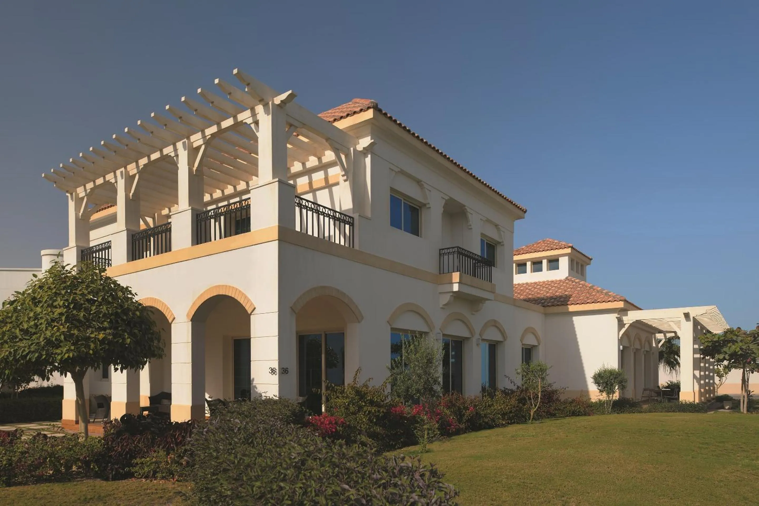 Area and facilities in Mövenpick Beach Resort Al Khobar