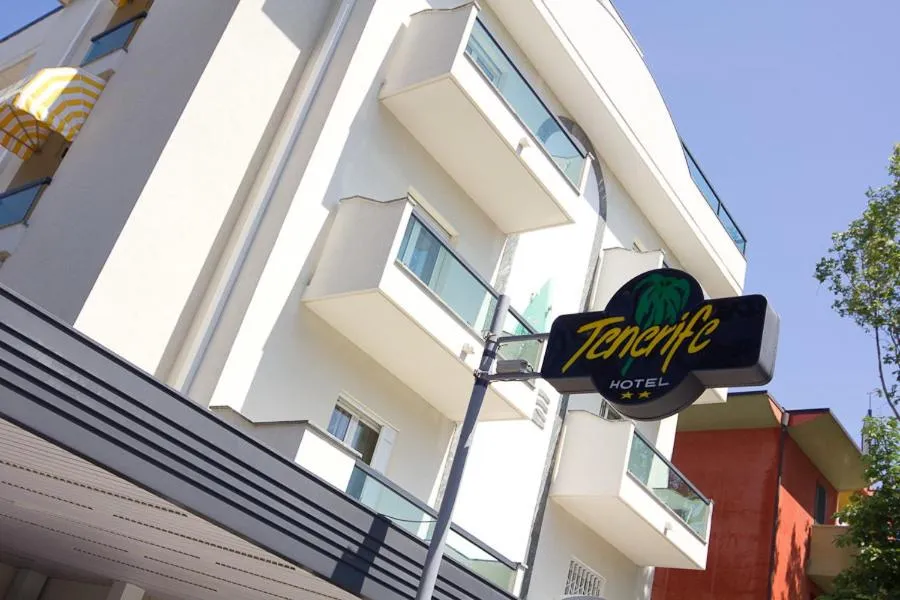 Facade/entrance in Hotel Tenerife