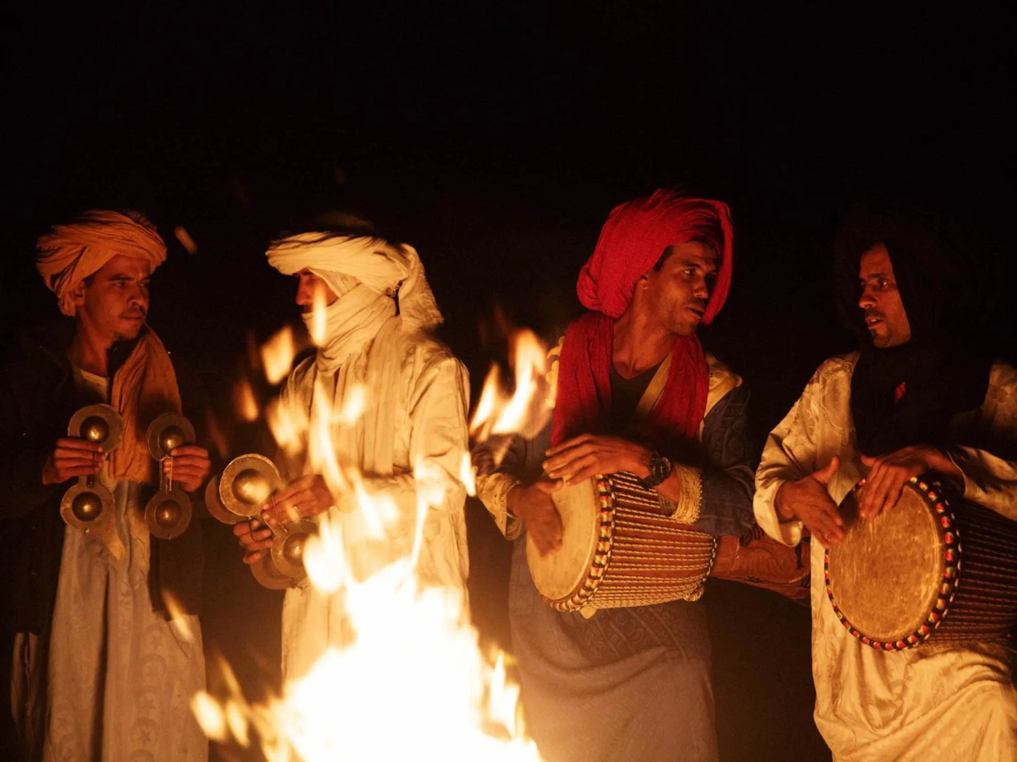 Evening entertainment in Nubia Luxury Camp Erg Chegaga