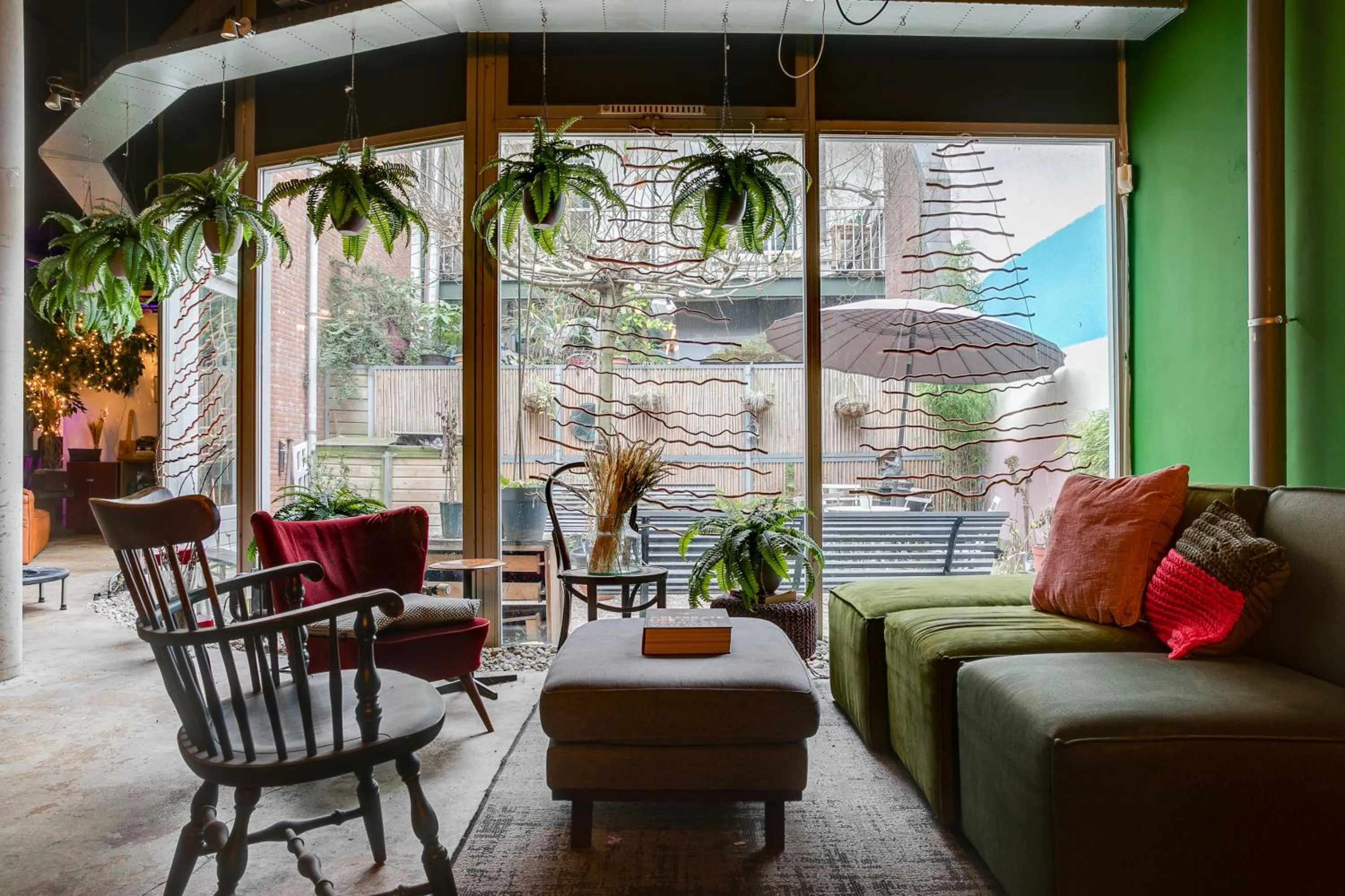 Seating area in ClinkMama