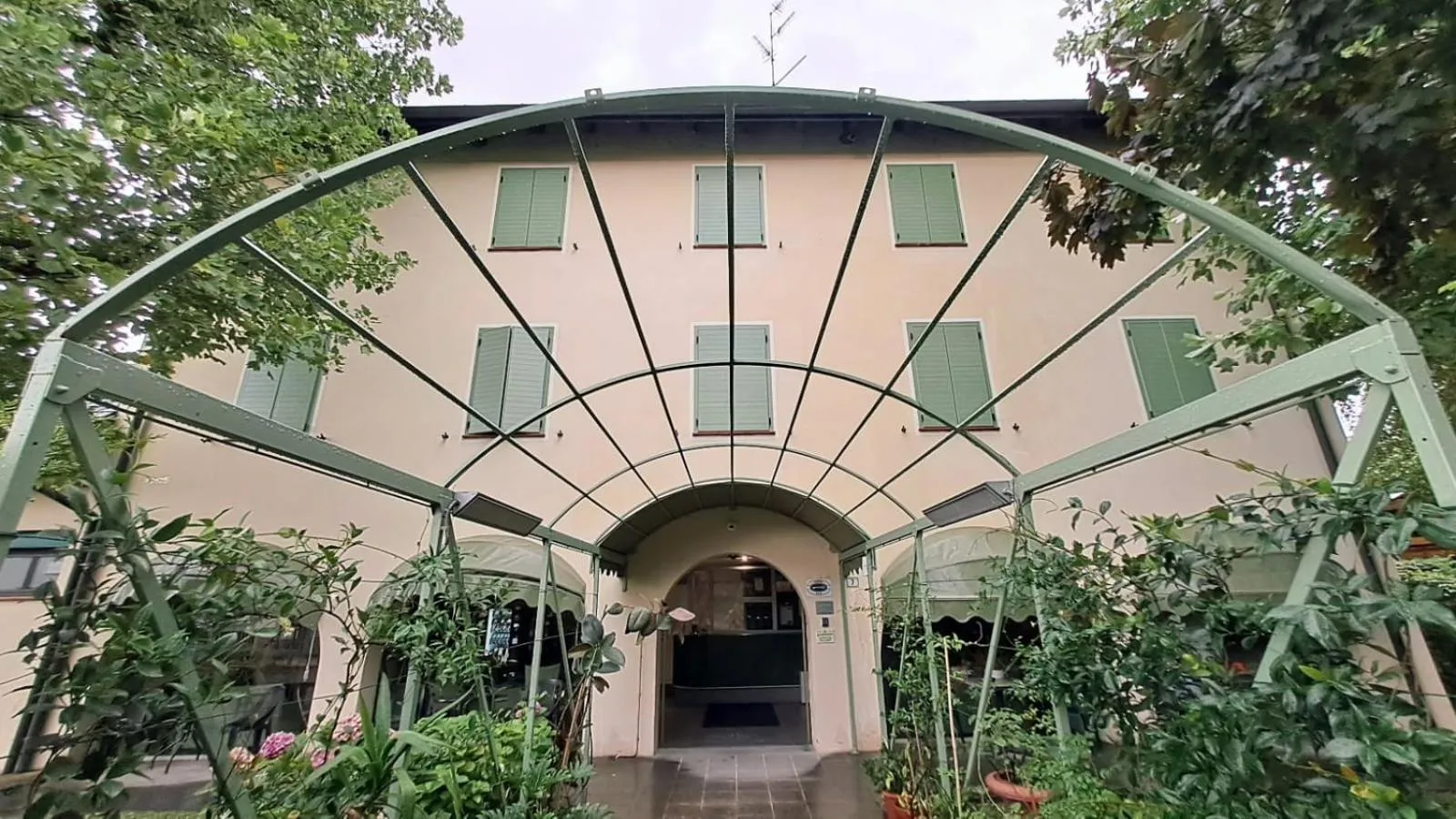 Property building in Ducathotel