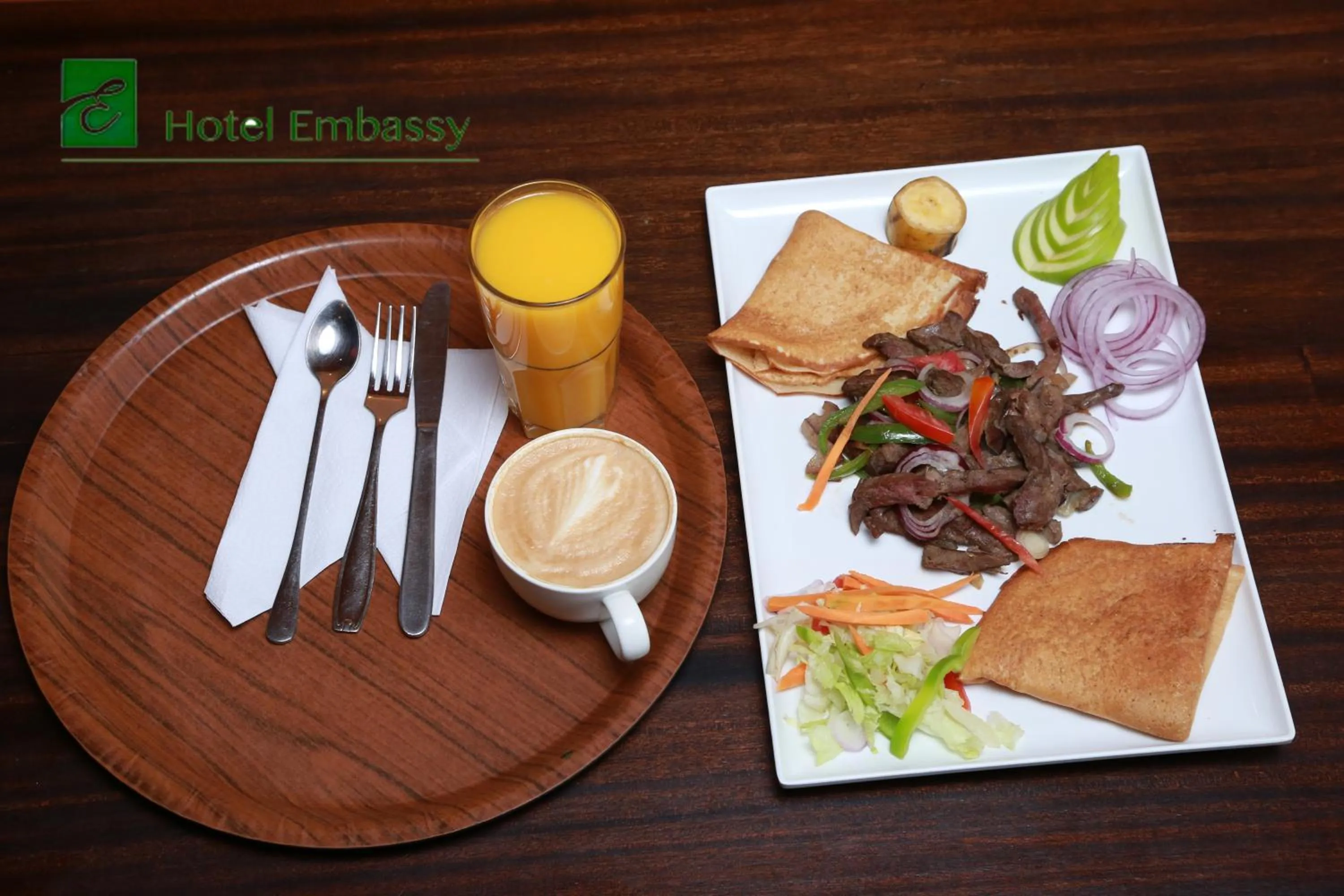 Food and drinks in Hotel Embassy