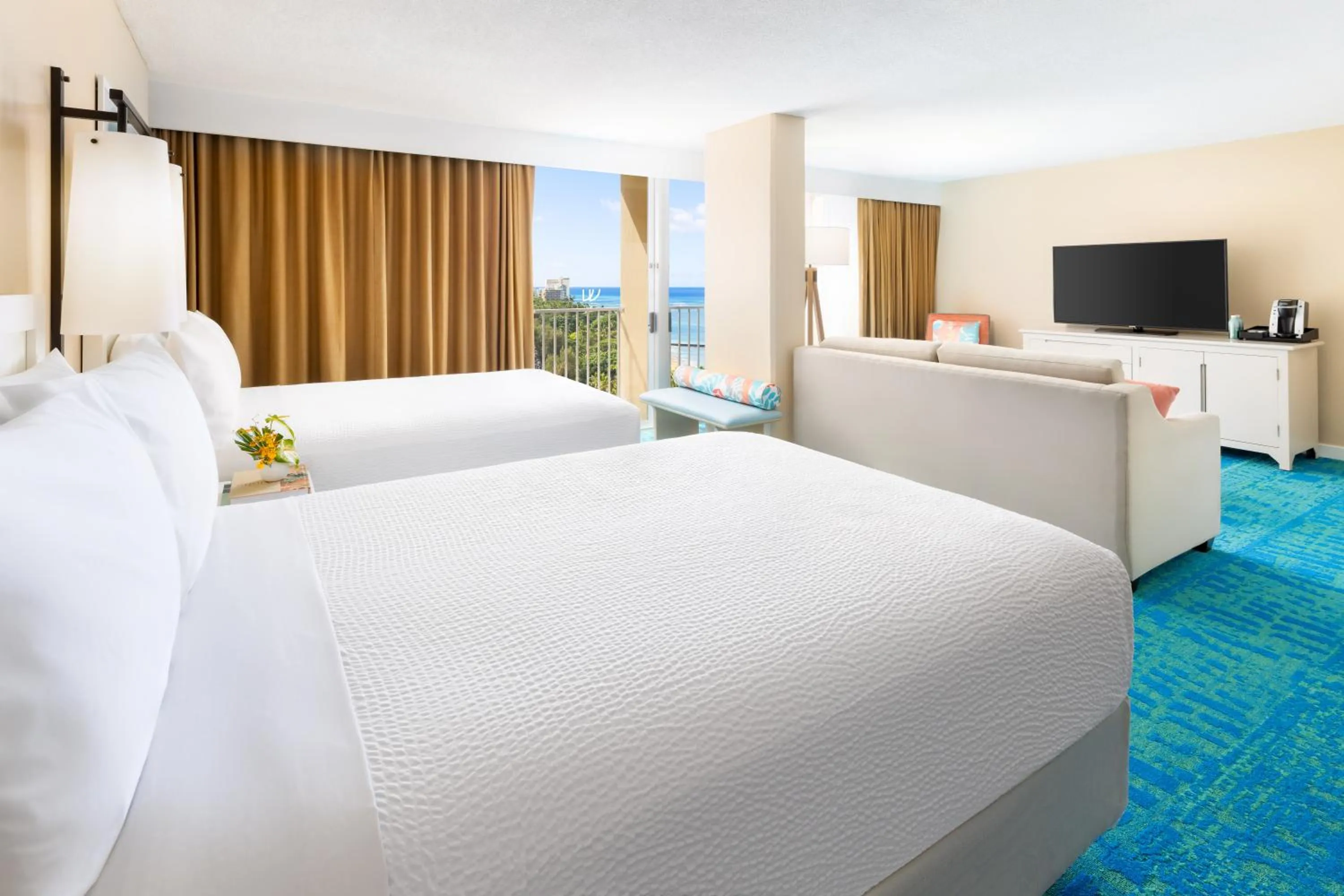 Bed in The Twin Fin Hotel