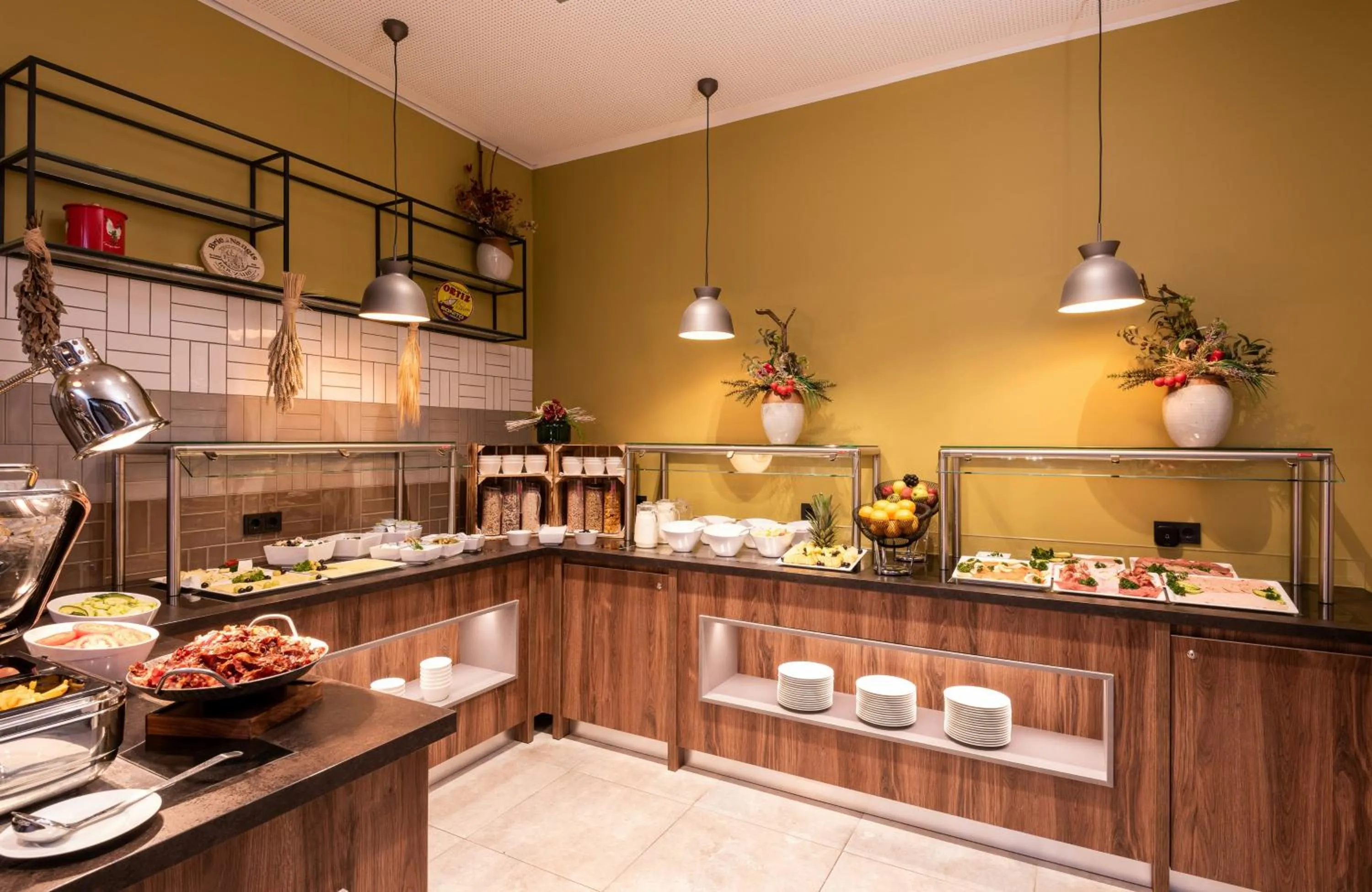 Buffet breakfast in Leonardo Hotel Bad Kreuznach