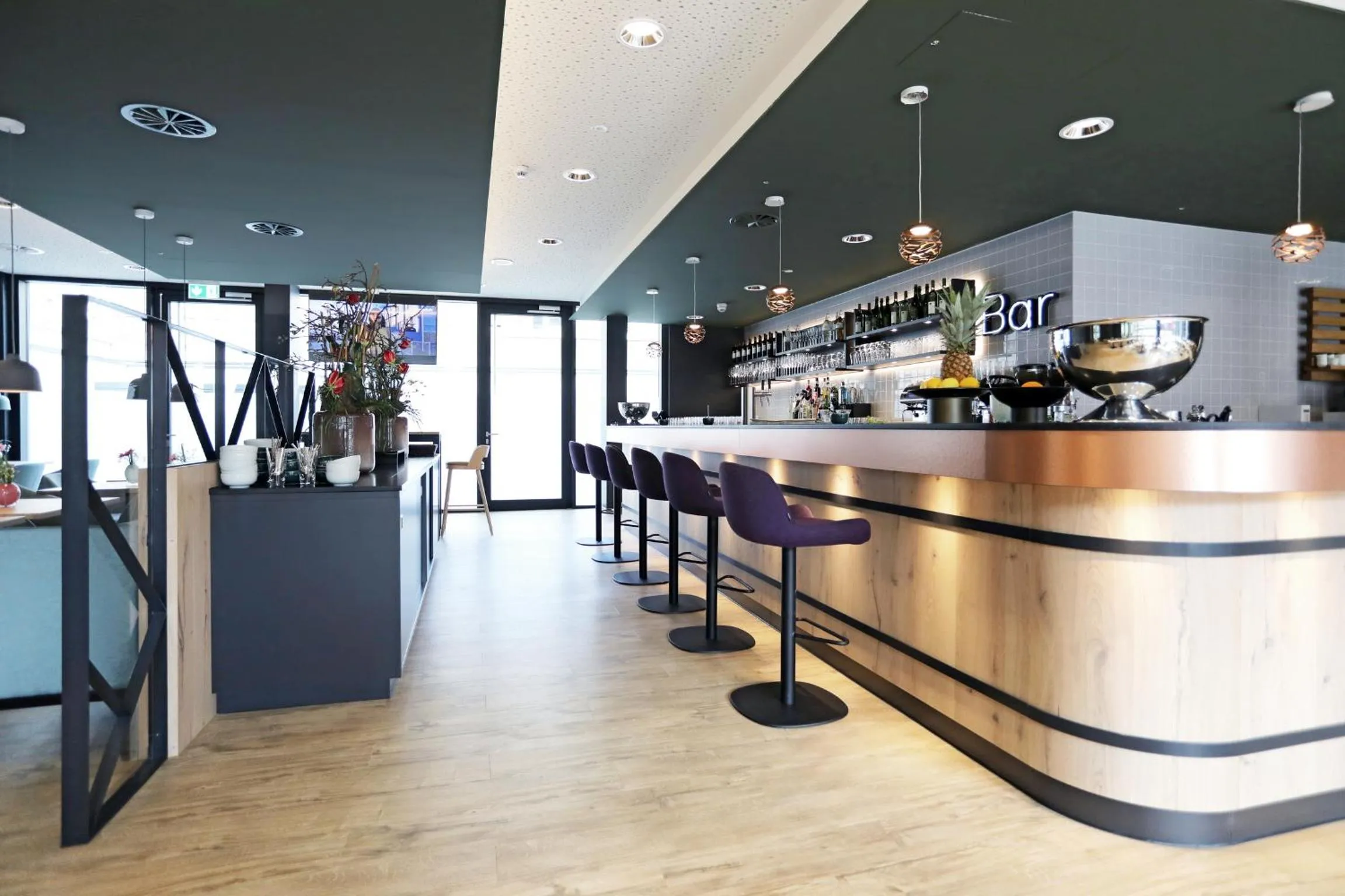 Restaurant/places to eat in sander Hotel