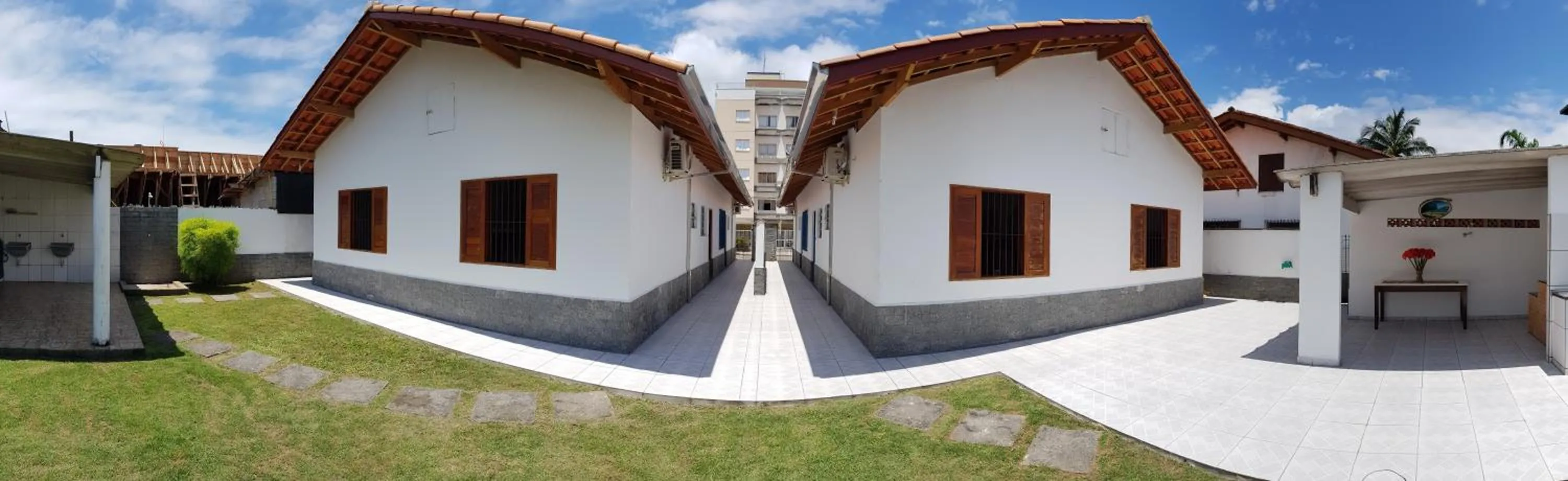 Garden view in Chalés Canoas Ubatuba