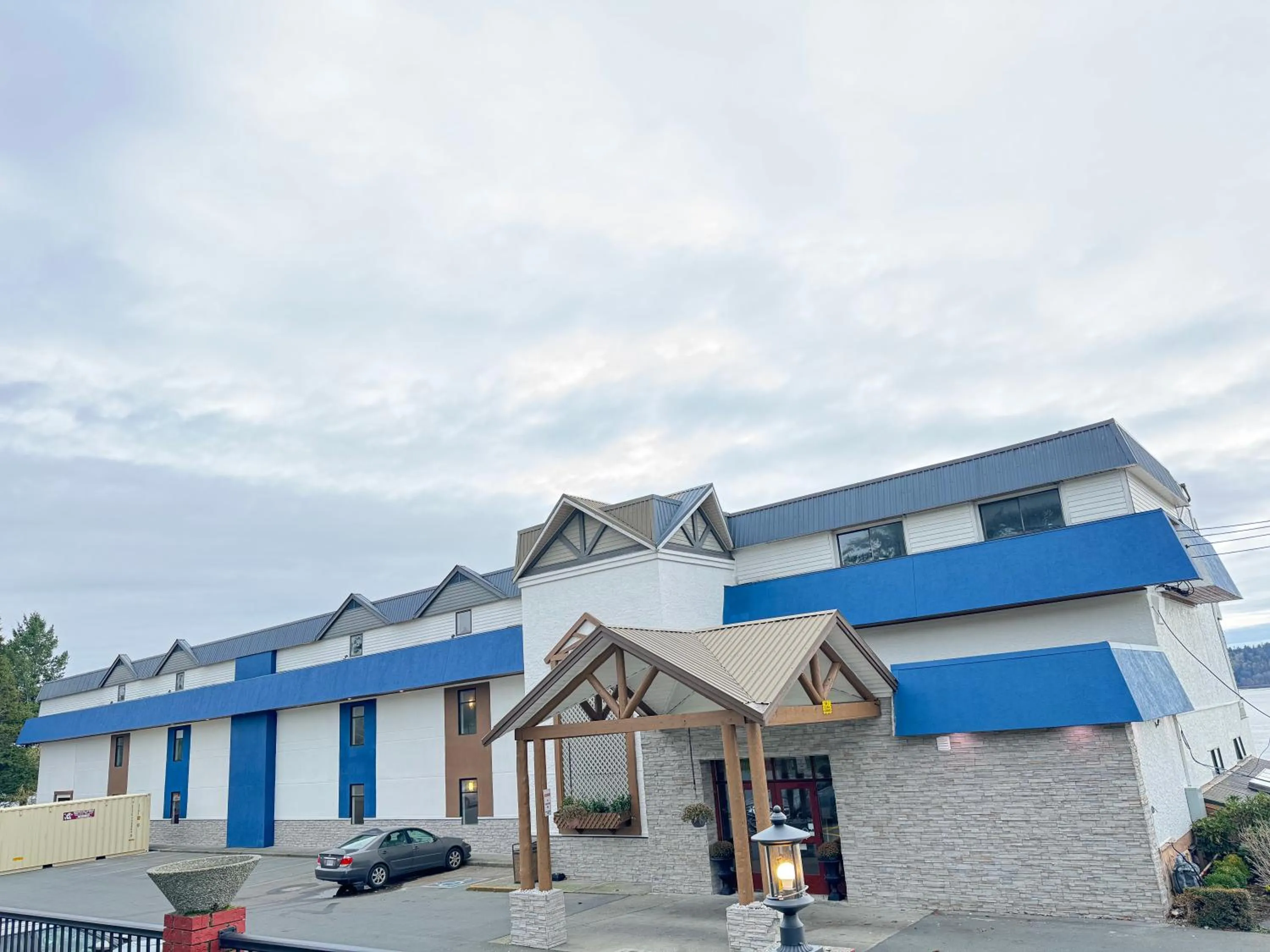 Property building in Anchor Inn and Suites