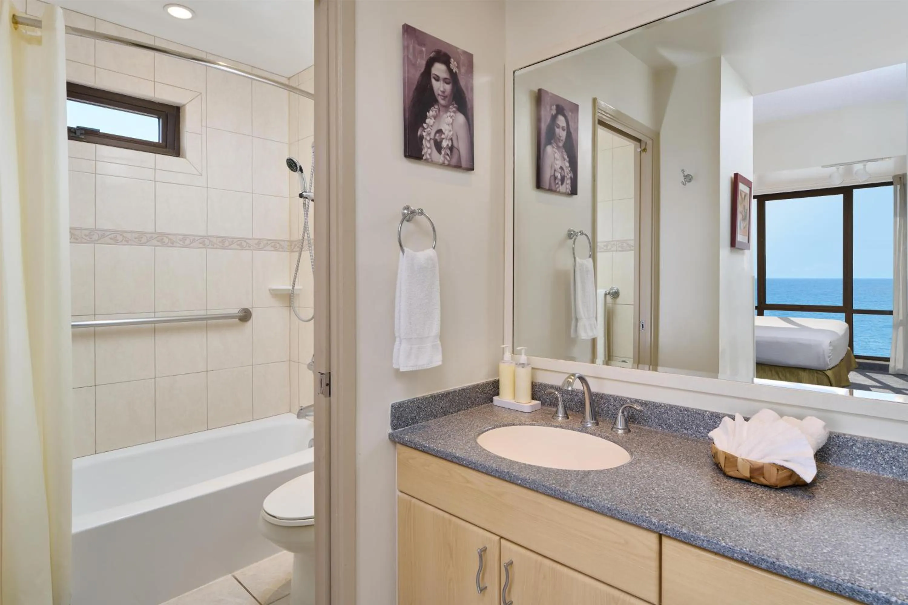 Bathroom in Aston Waikiki Sunset