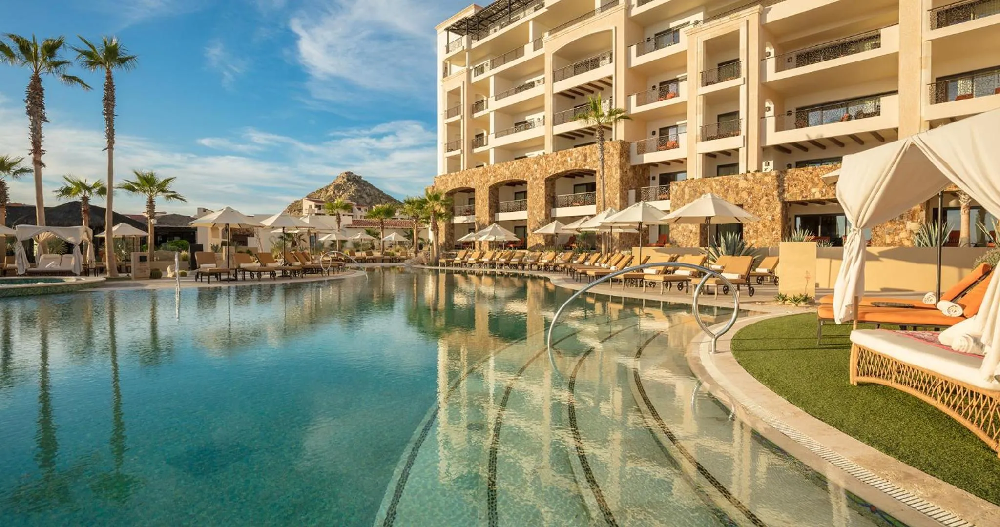 Patio in Grand Solmar Land's End Resort & Spa