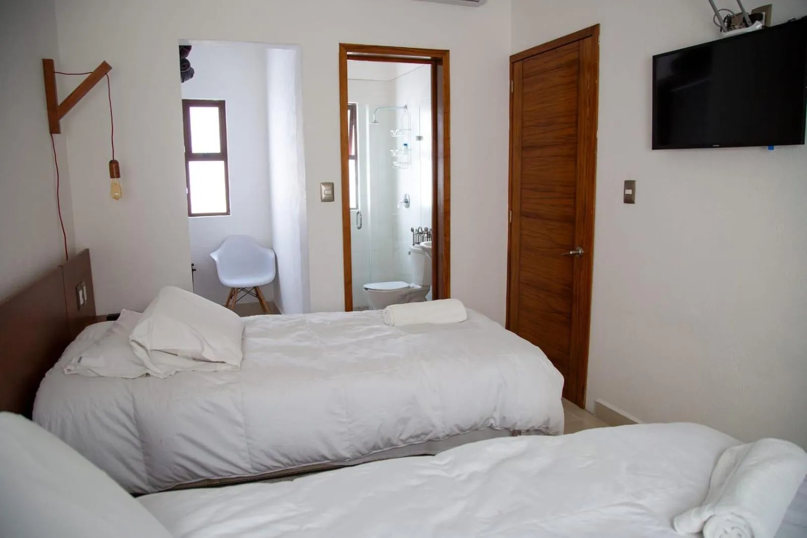 Bedroom, Bed in Comala Bed & Breakfast