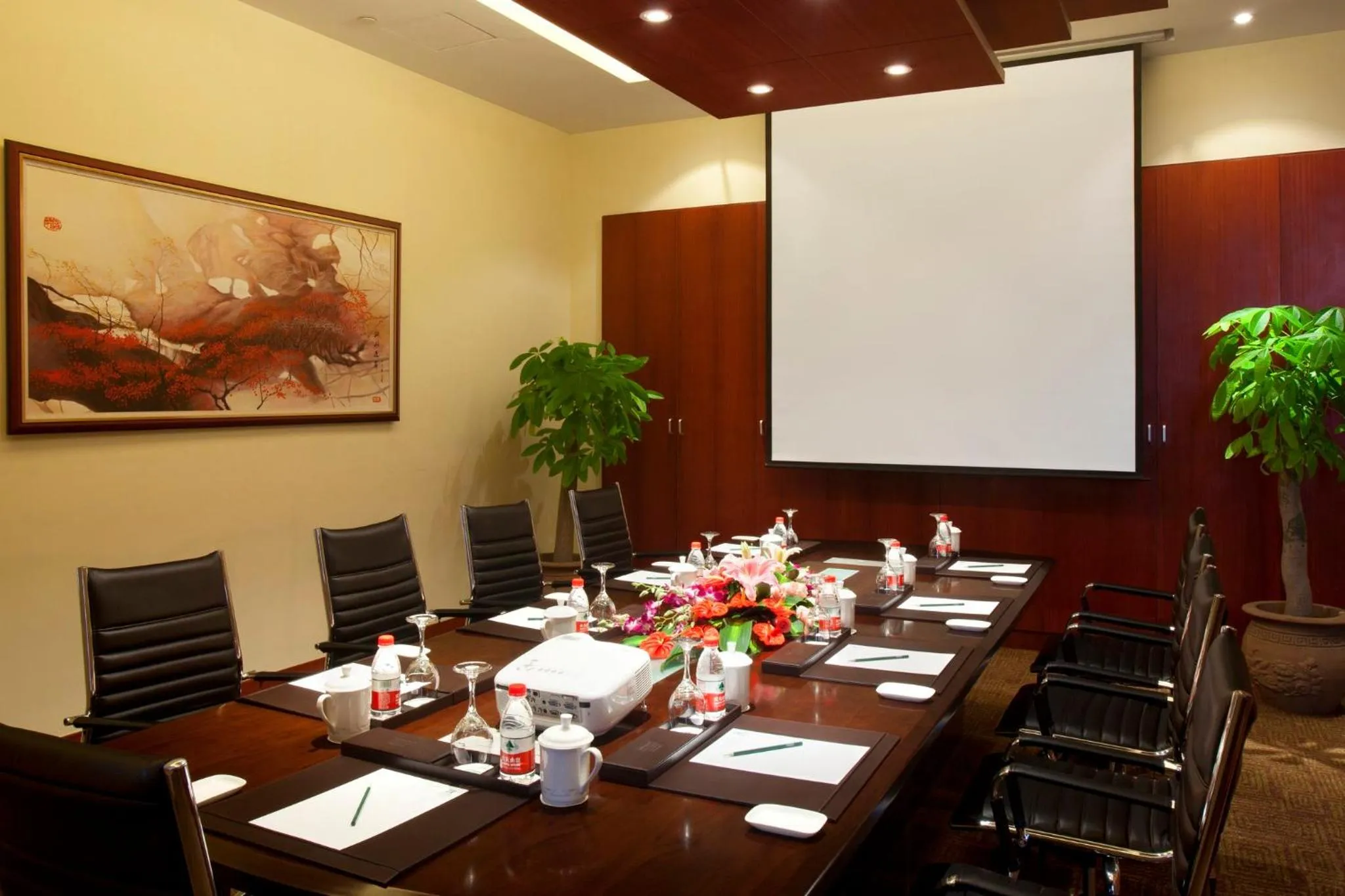 Meeting/conference room in Holiday Inn Xiaoshan by IHG