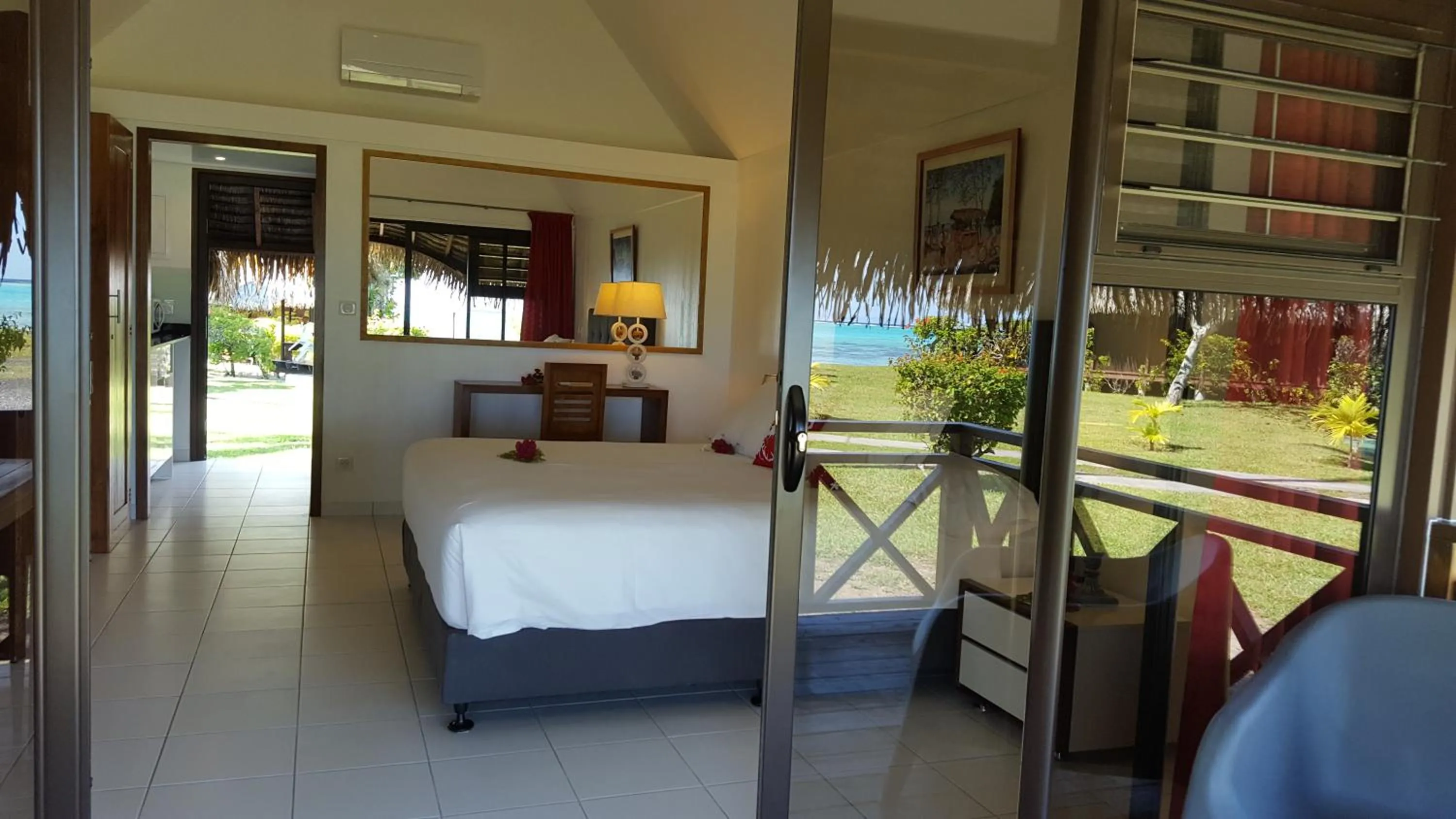 Bed in Hotel Hibiscus