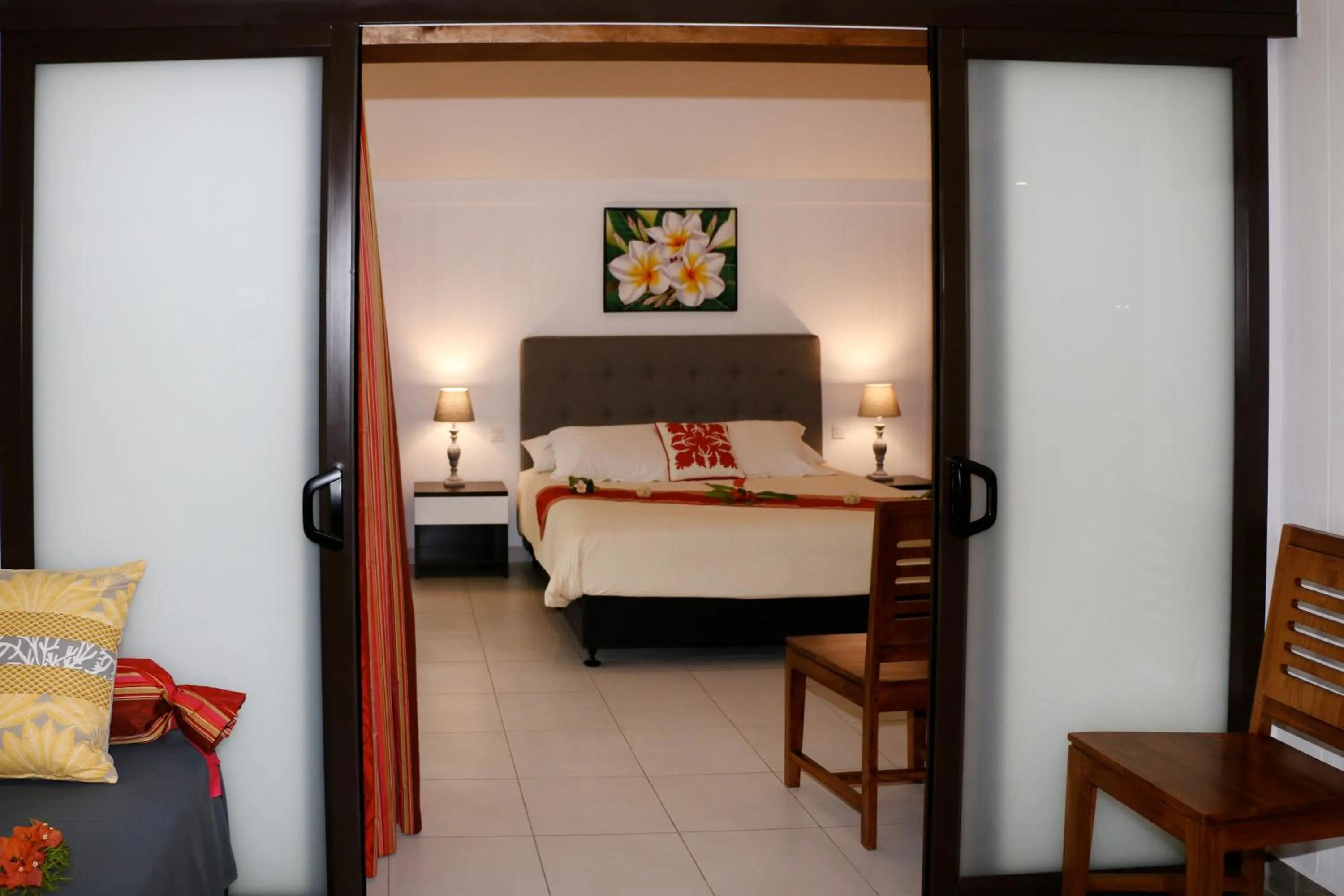 Garden view, Bed in Hotel Hibiscus