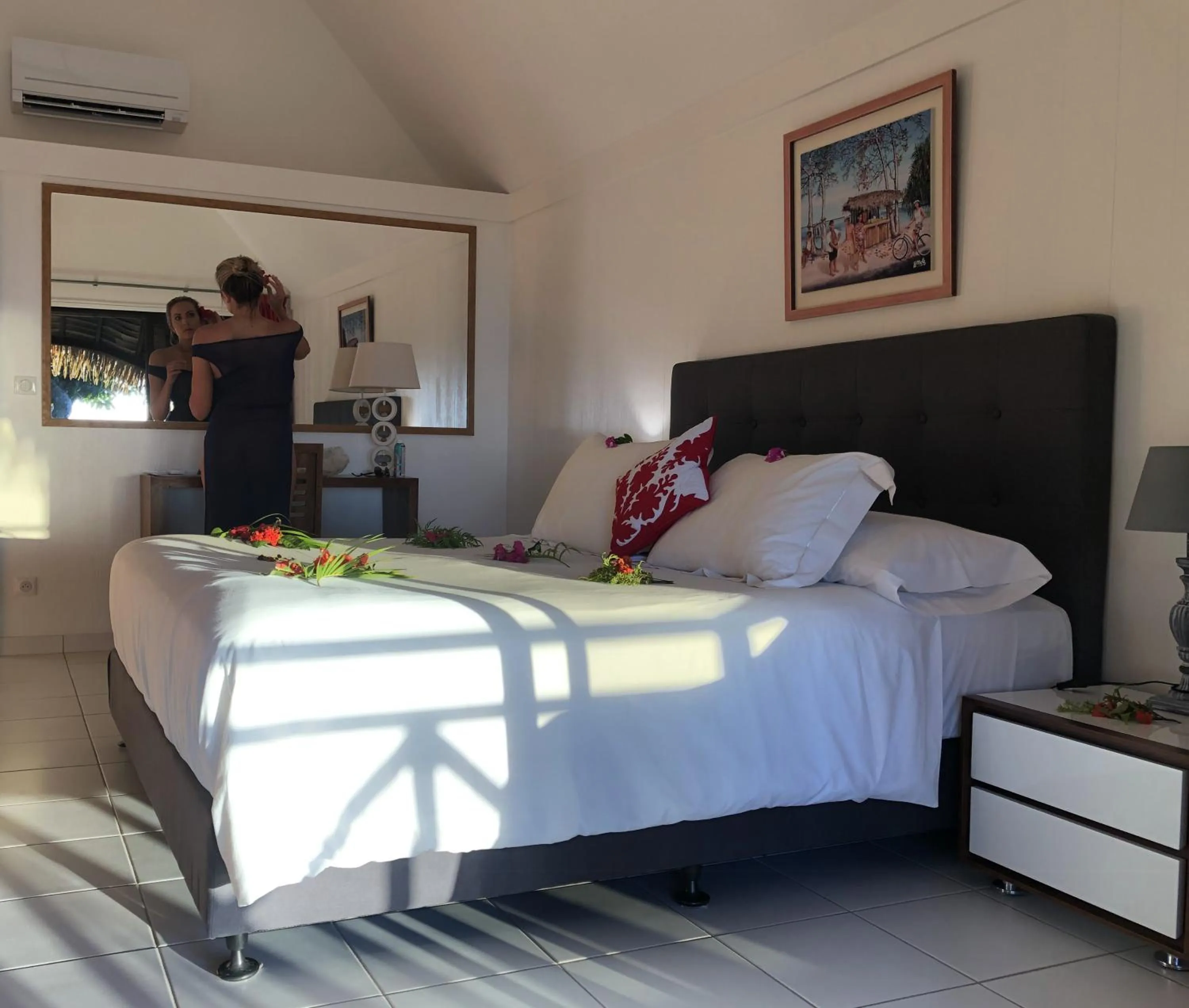 Bed in Hotel Hibiscus