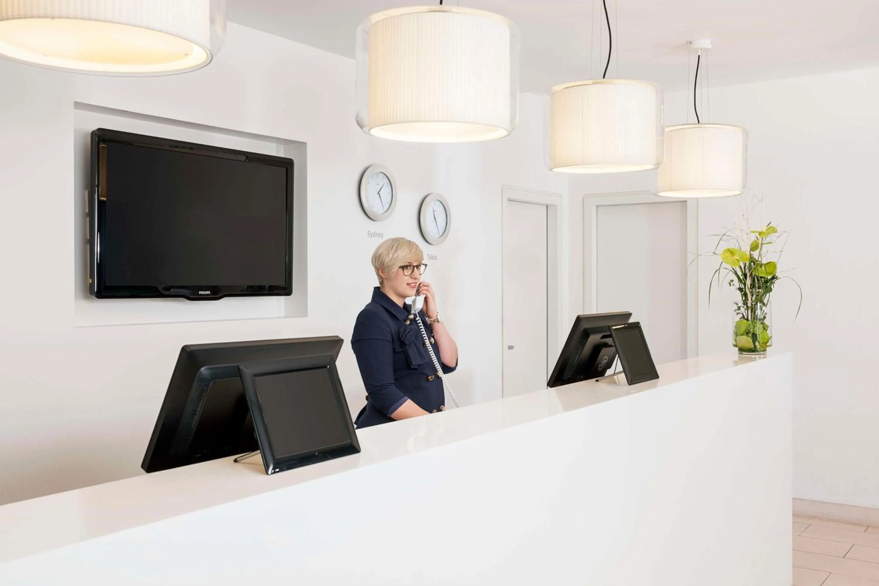 Lobby or reception in NH Frankfurt Messe