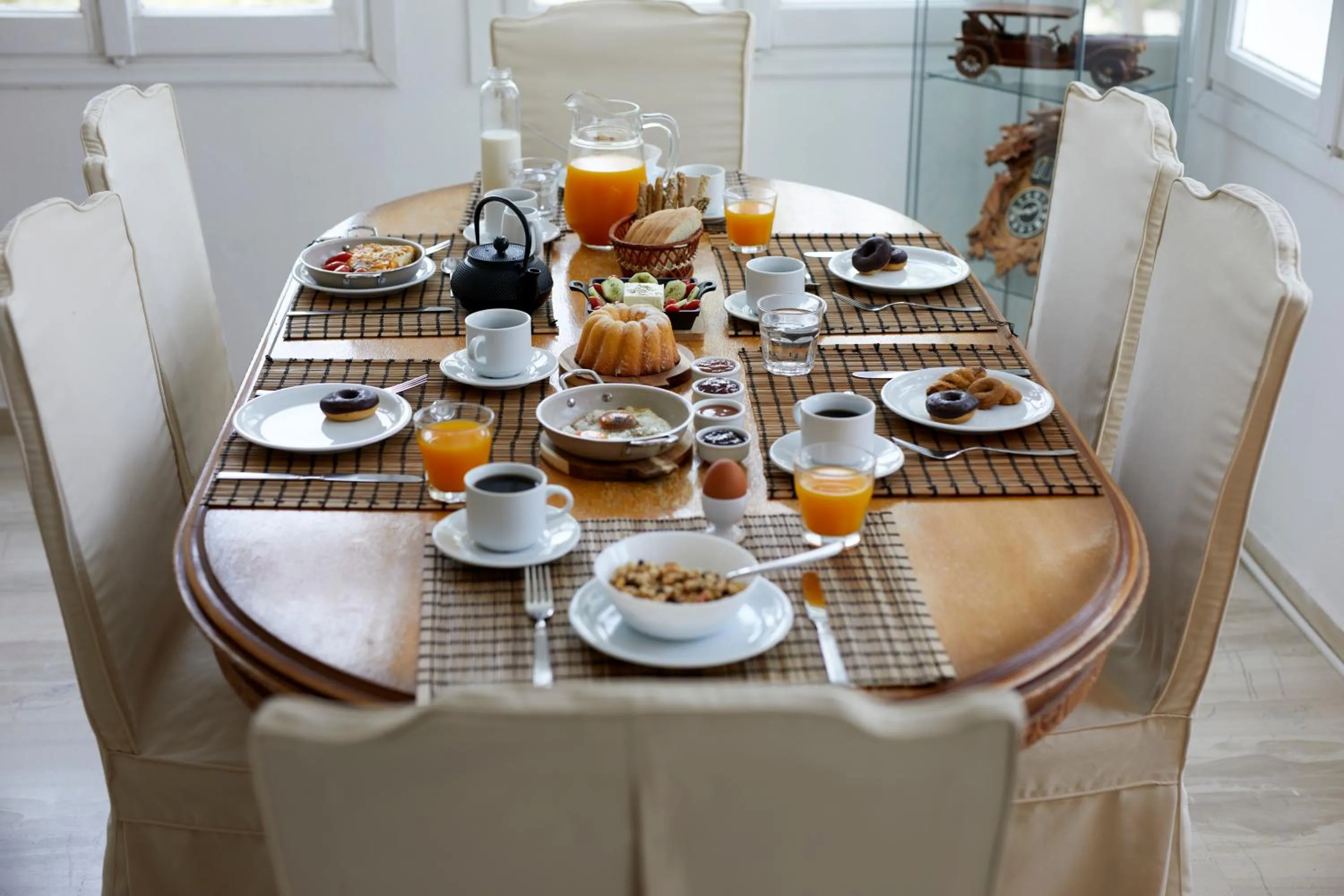 Breakfast in Acropole Sunrise