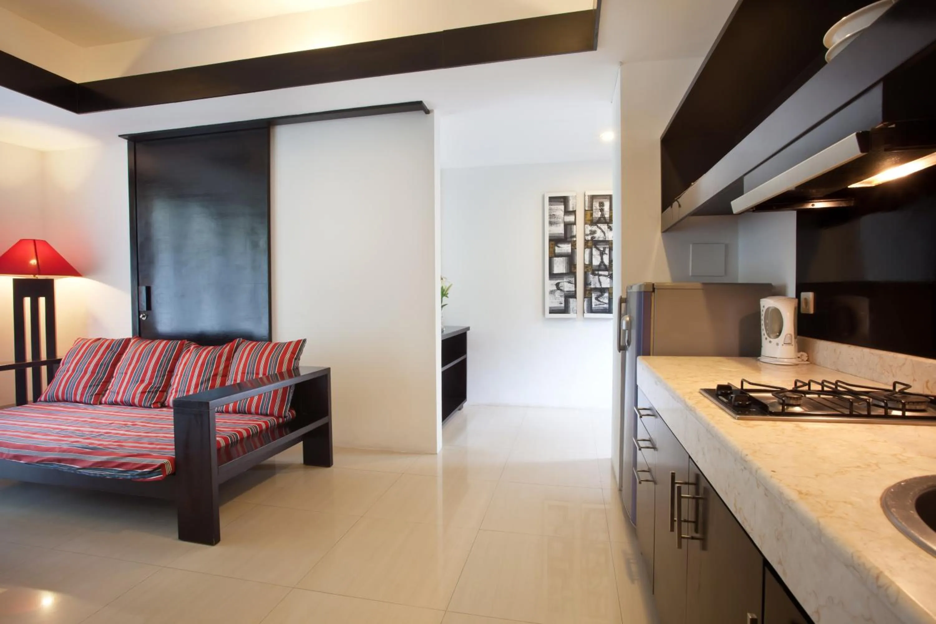 Kitchen or kitchenette in S'cape Condotel